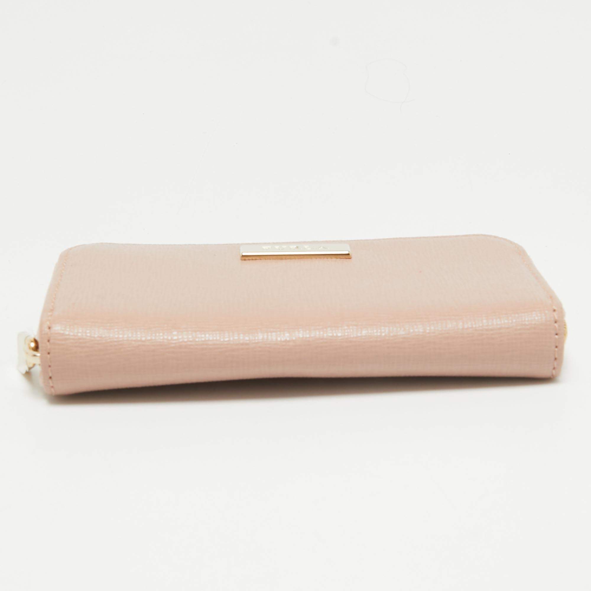 Pre Owned Furla Pink Leather Zip Around Key Case