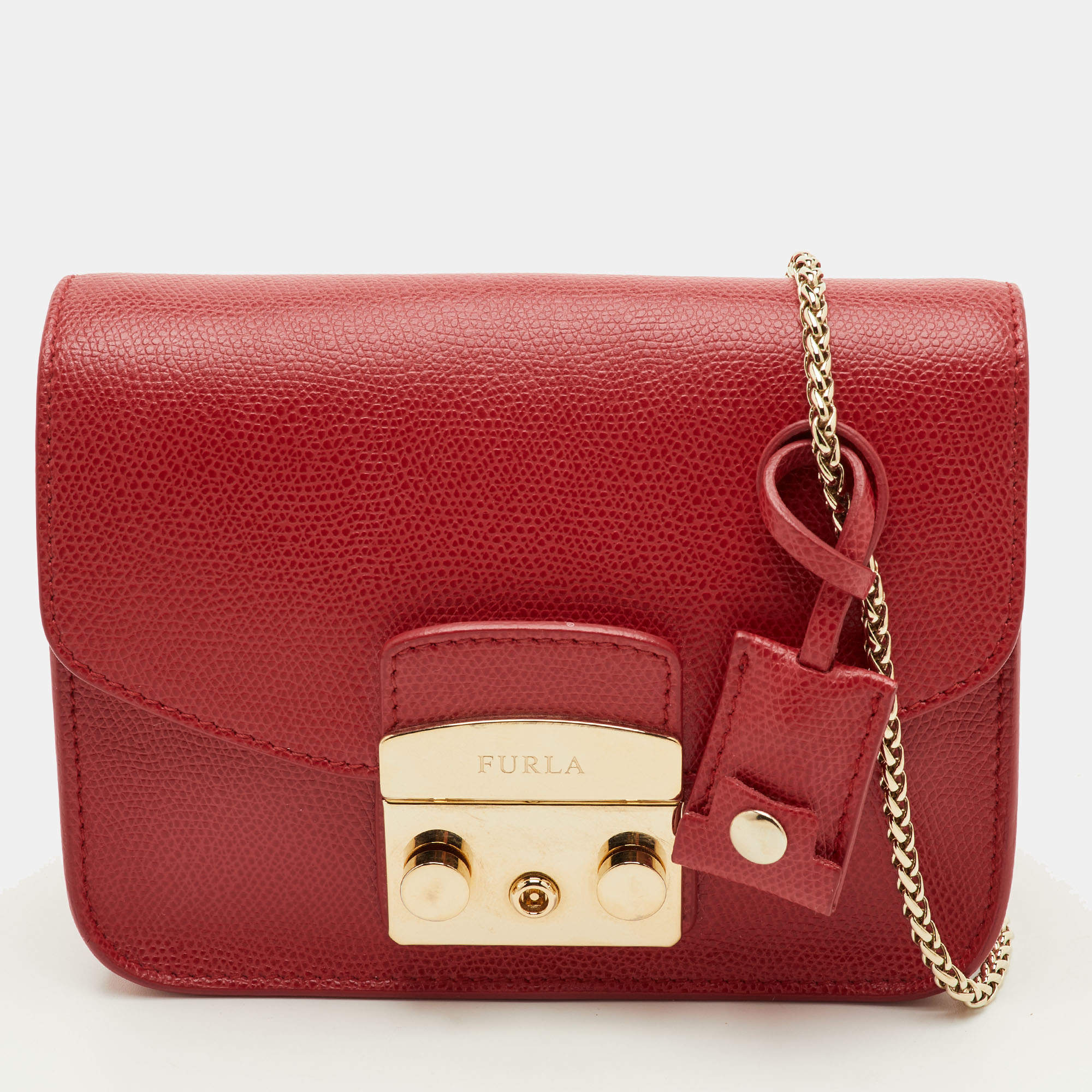 مملوكة مسبقًا Furla Metropolis Mini Red Leather Flap Chain Shoulder Bag