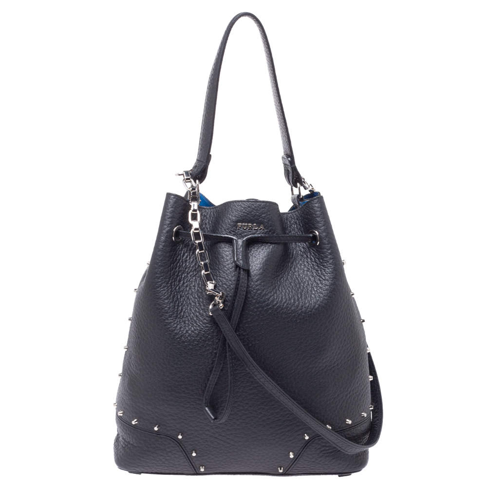 Pre Owned Furla Black Leather Drawstring Bucket Bag