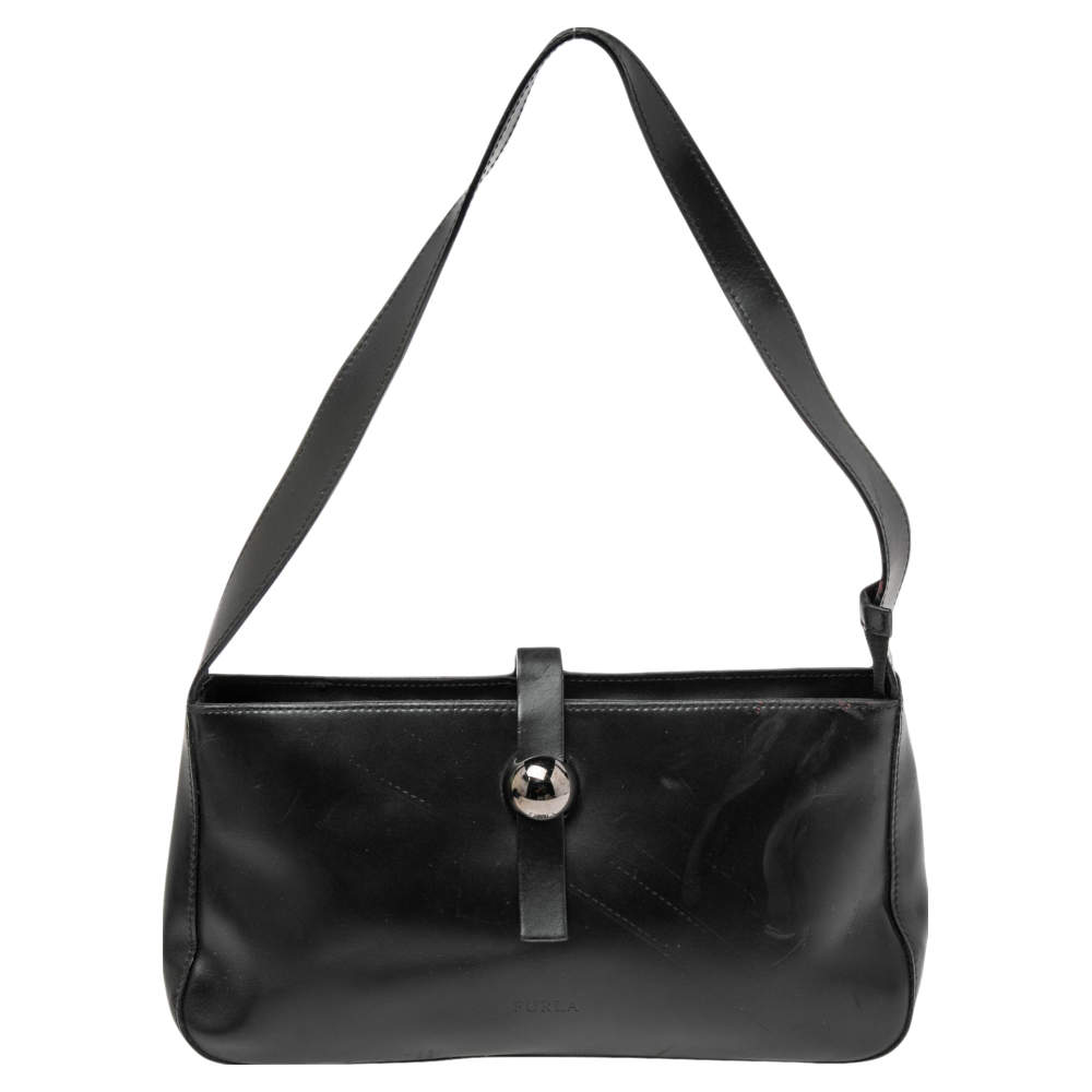 مملوكة مسبقًا Furla Black Leather Shoulder Bag
