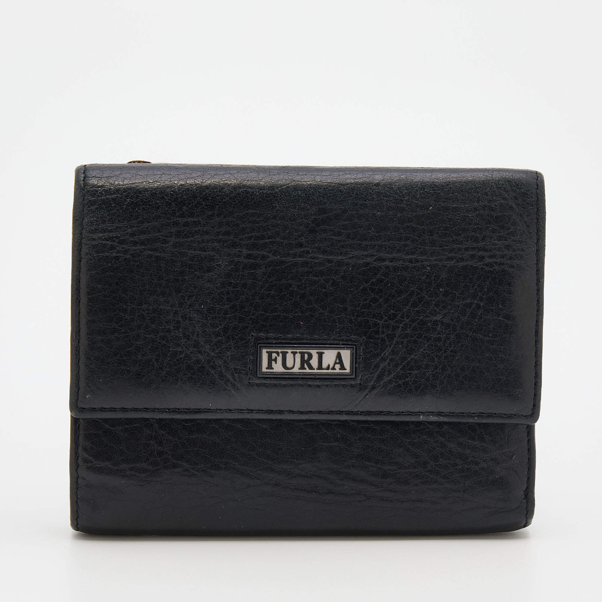 Pre Owned Furla Black Leather Trifold Wallet