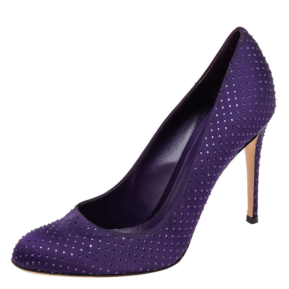 Pre Owned Gianvito Rossi Purple Satin Embellished Round Toe Pumps Size 40.5