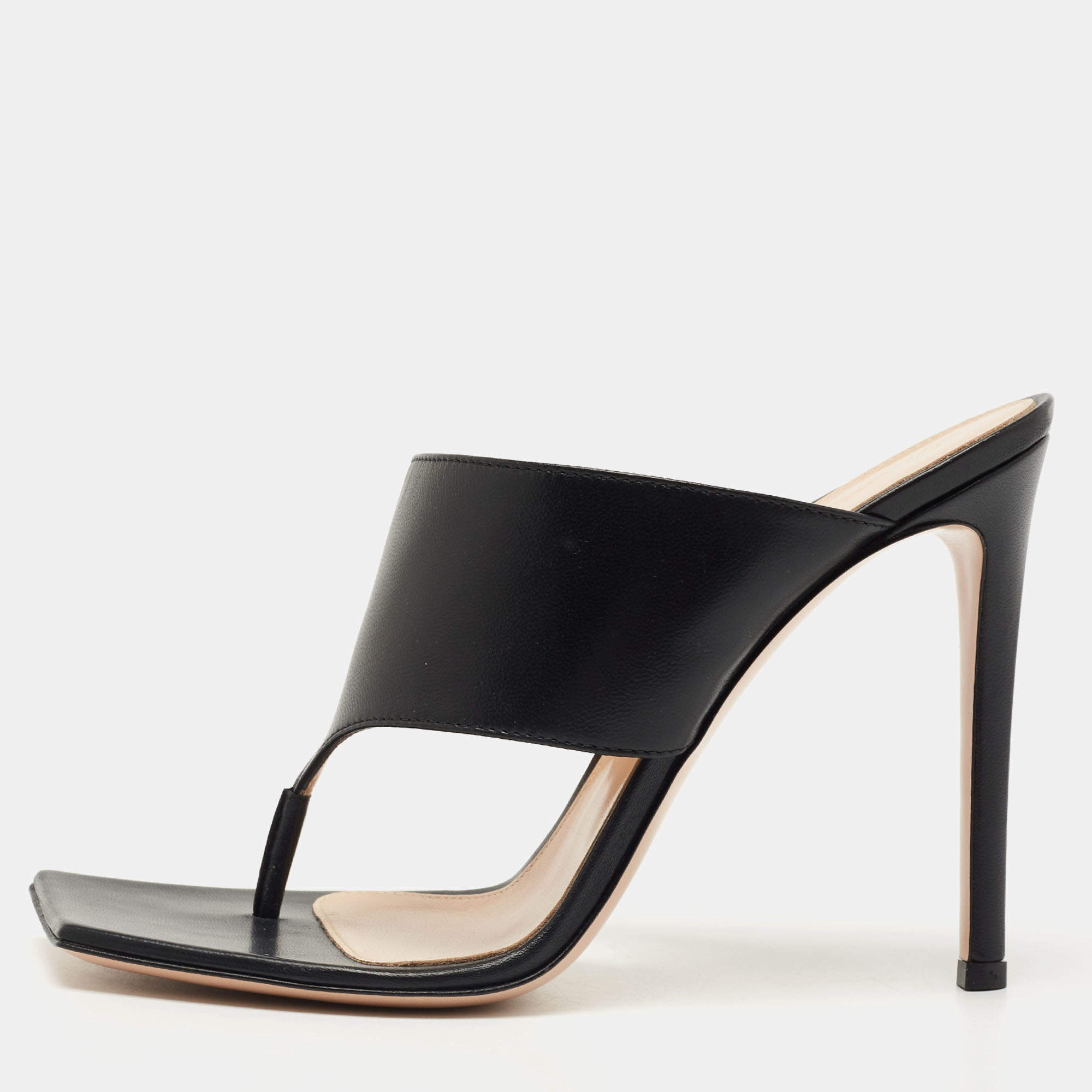 Pre Owned Gianvito Rossi Black Leather Slides Size 38