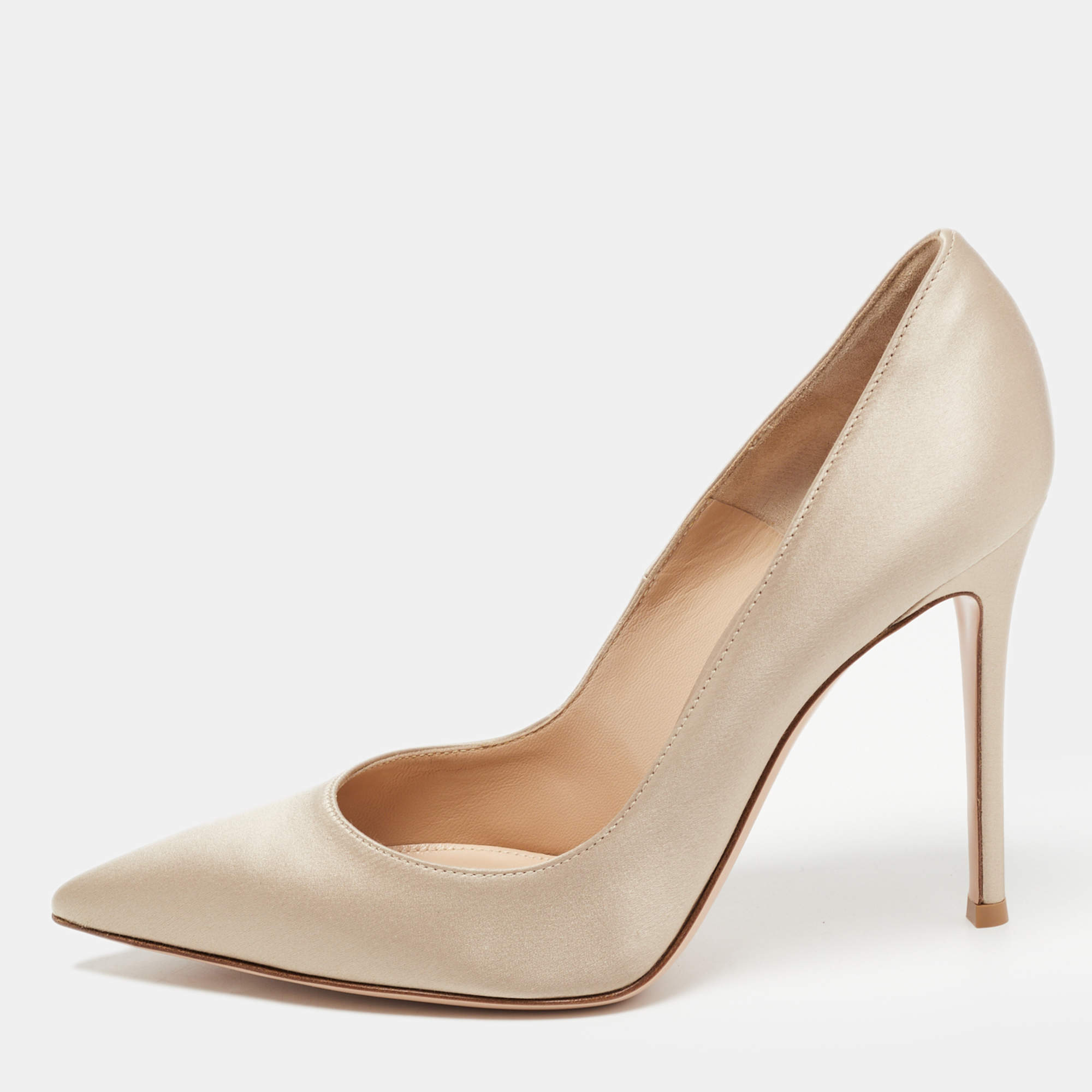 Pre Owned Gianvito Rossi Beige Satin Gianvito 105 Pumps Size 39.5