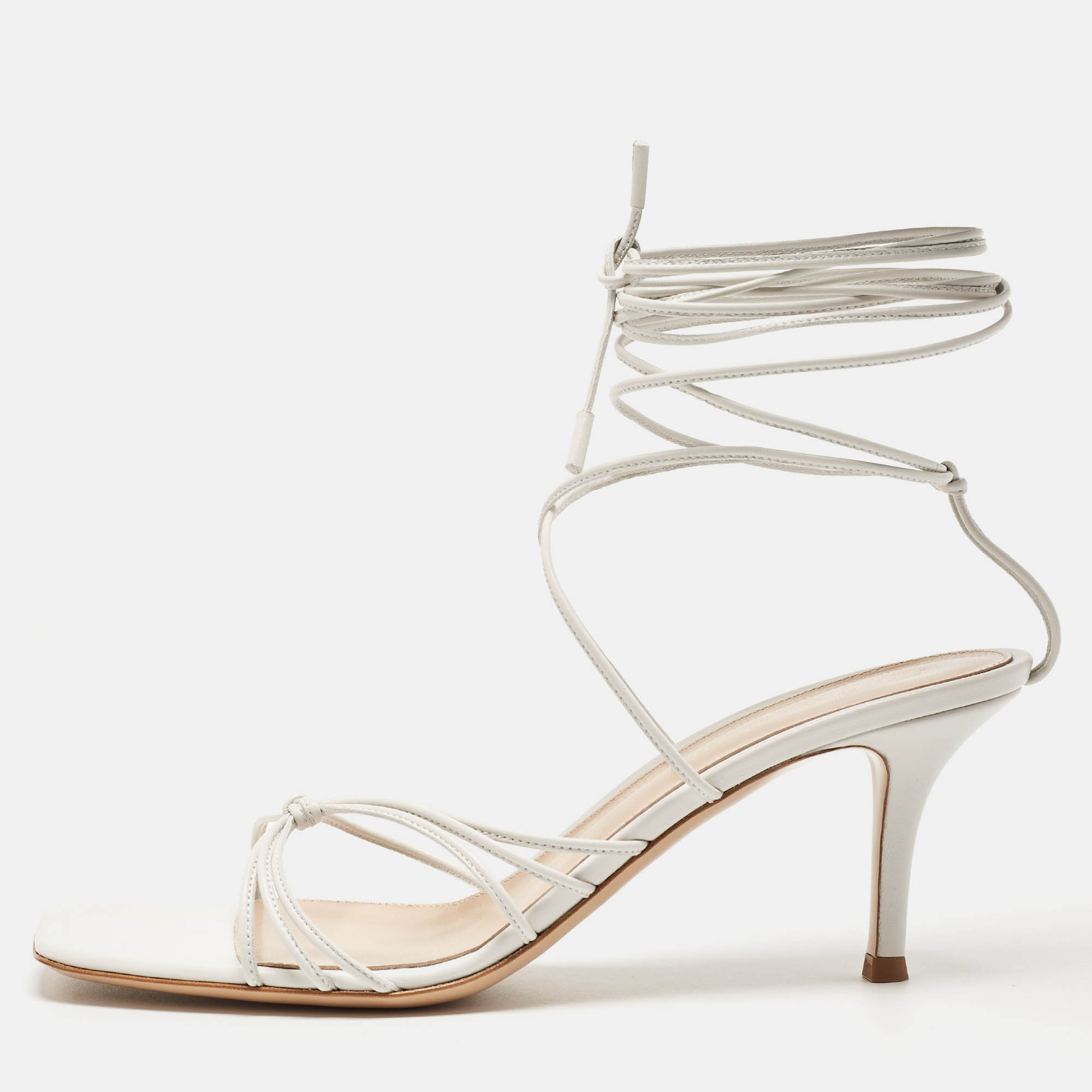 Pre Owned Gianvito Rossi White Leather Sylvie Sandals Size 38.5