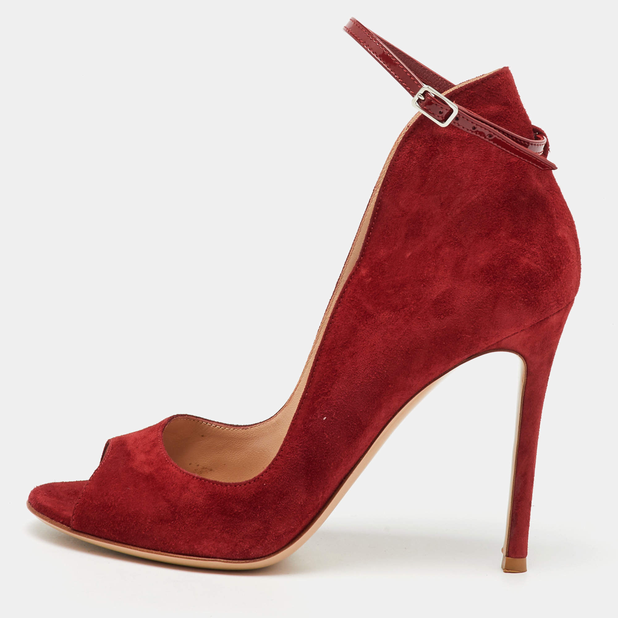 مملوكة مسبقًا Gianvito Rossi Red Suede Open Toe Ankle Strap Pumps Size 38