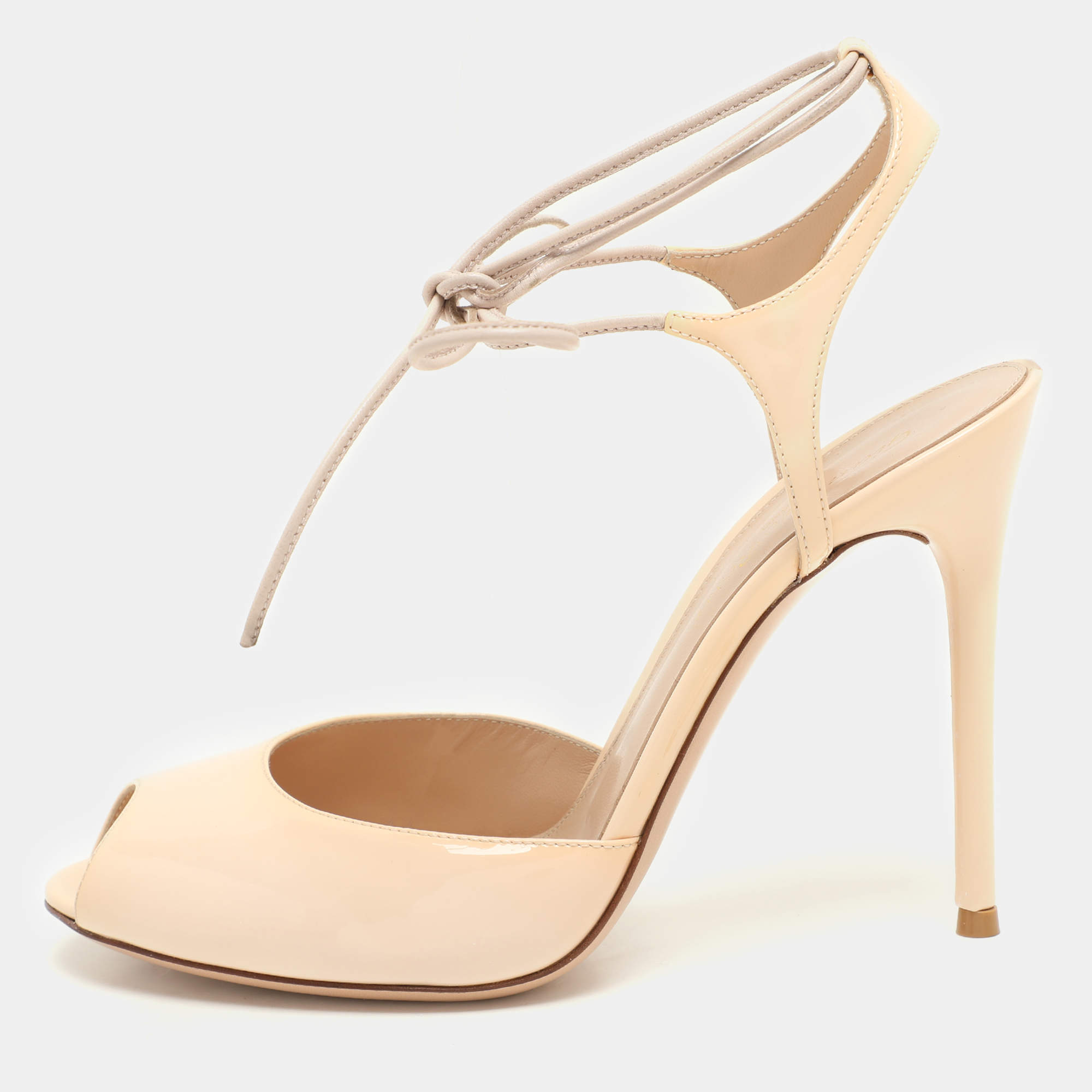 Gianvito Rossi Beige Patent Leather Peep Toe Ankle Strap Sandals Size 38.5