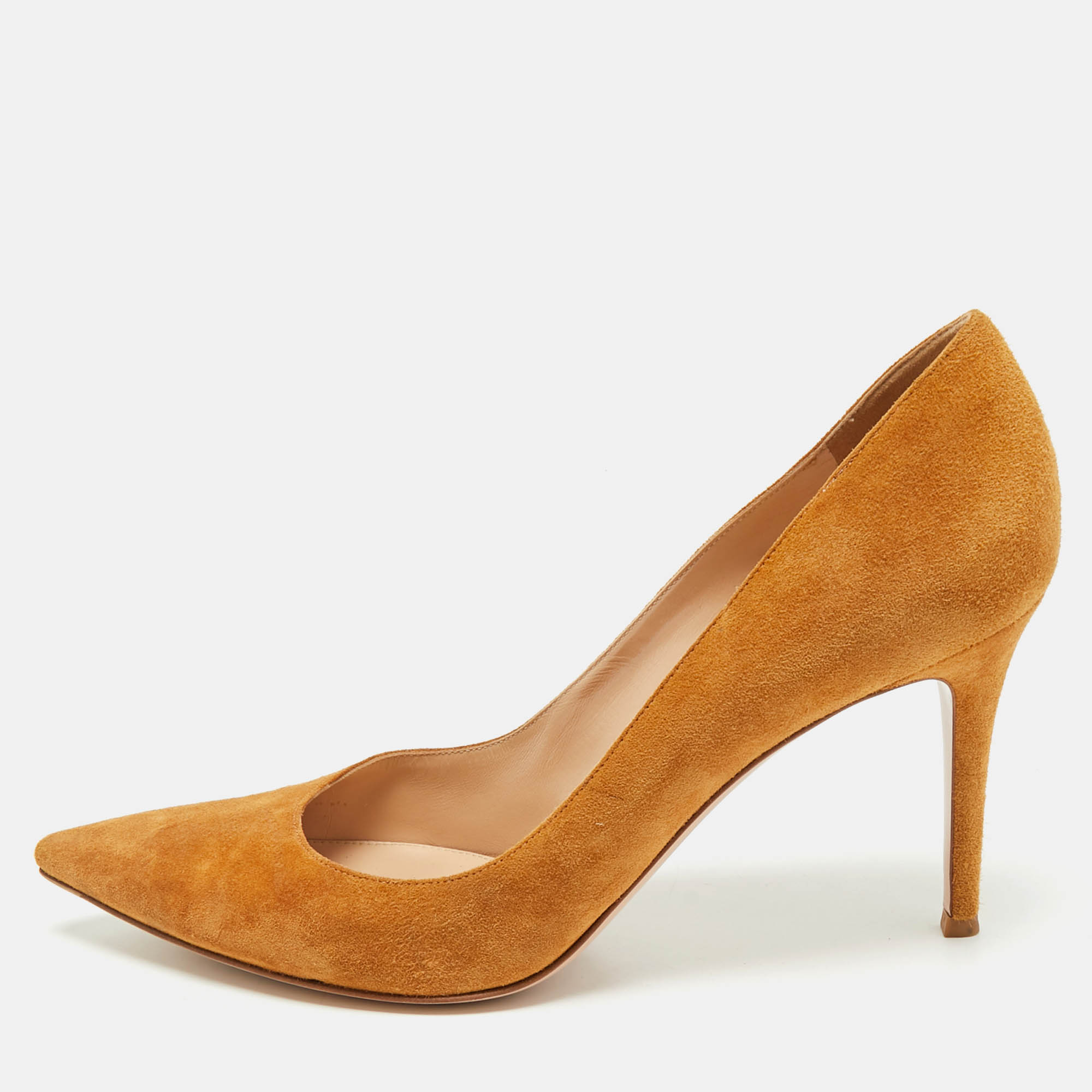 Pre Owned Gianvito Rossi Tan Suede Gianvito Pumps Size 41.5