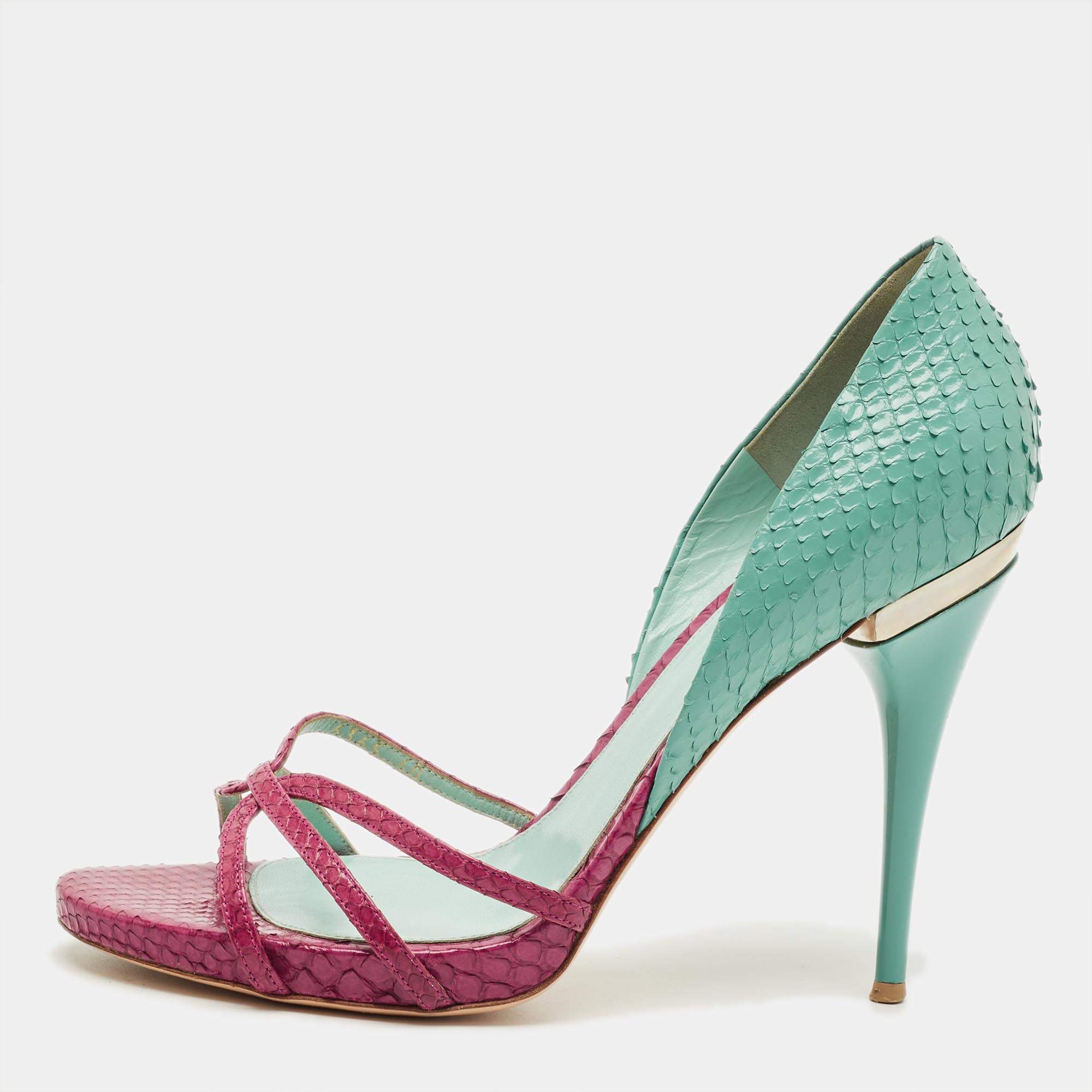 مملوكة مسبقًا Gianvito Rossi Pilacvi Size 40 Blue/Burgundy Python Leather D'orsay Pumps