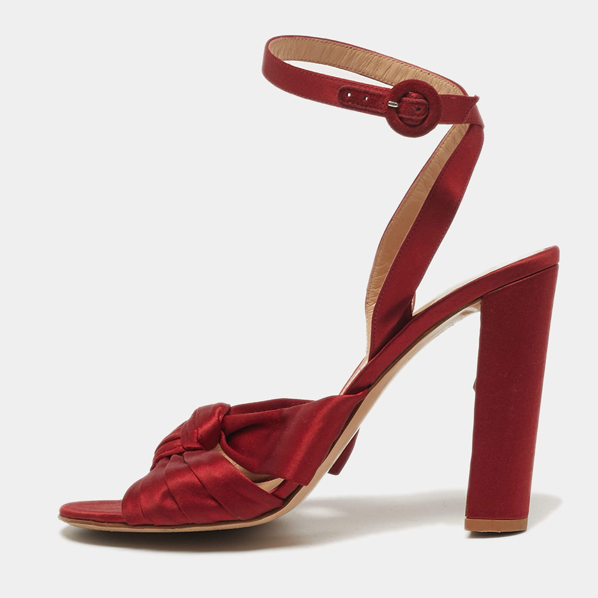 مملوكة مسبقًا Gianvito Rossi Size 41 Red Satin Ankle Knot  Sandals