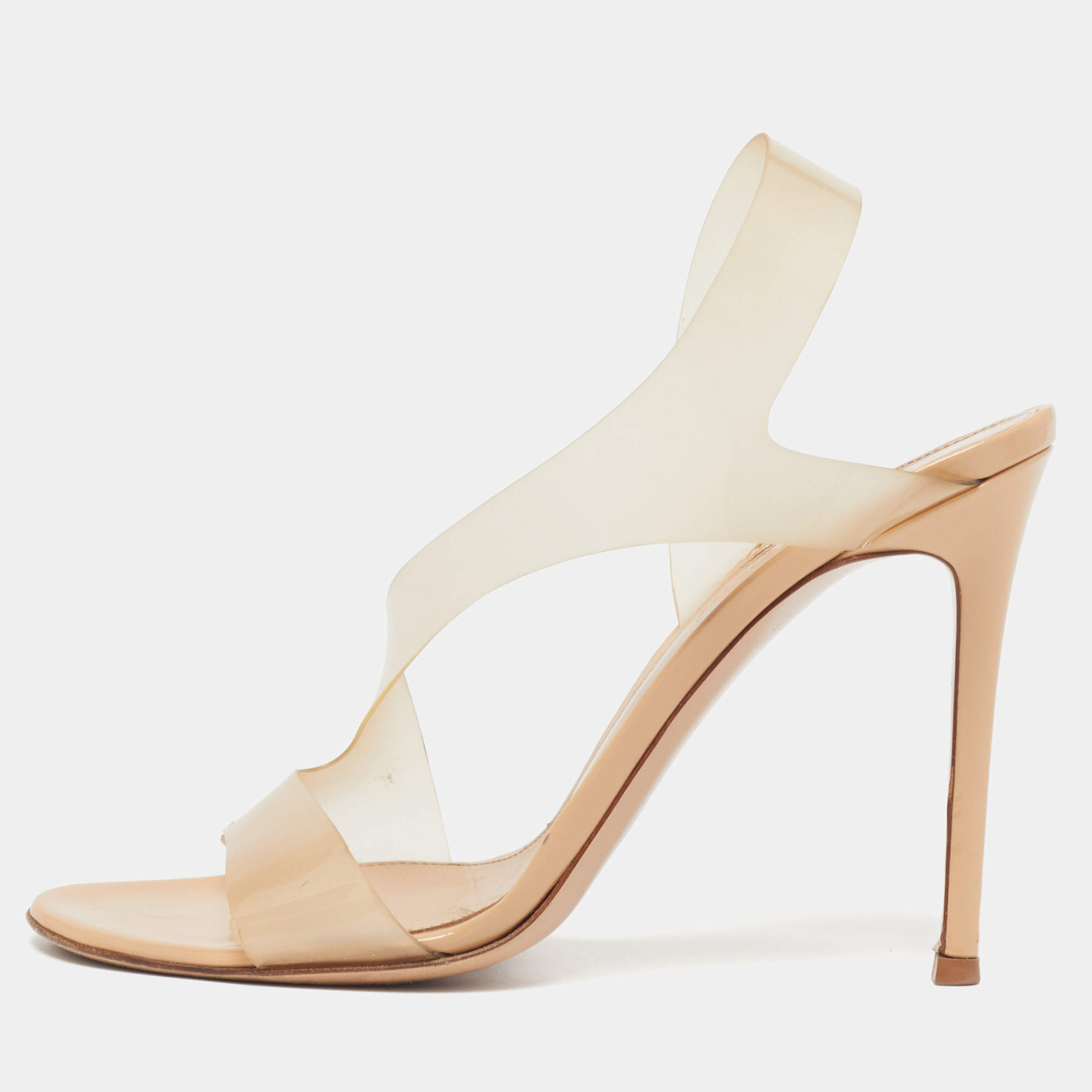 Pre Owned صندل جيانفيتو روسي ميتروبوليس بكعب خلفي من بي في سي بيج مقاس 37.5