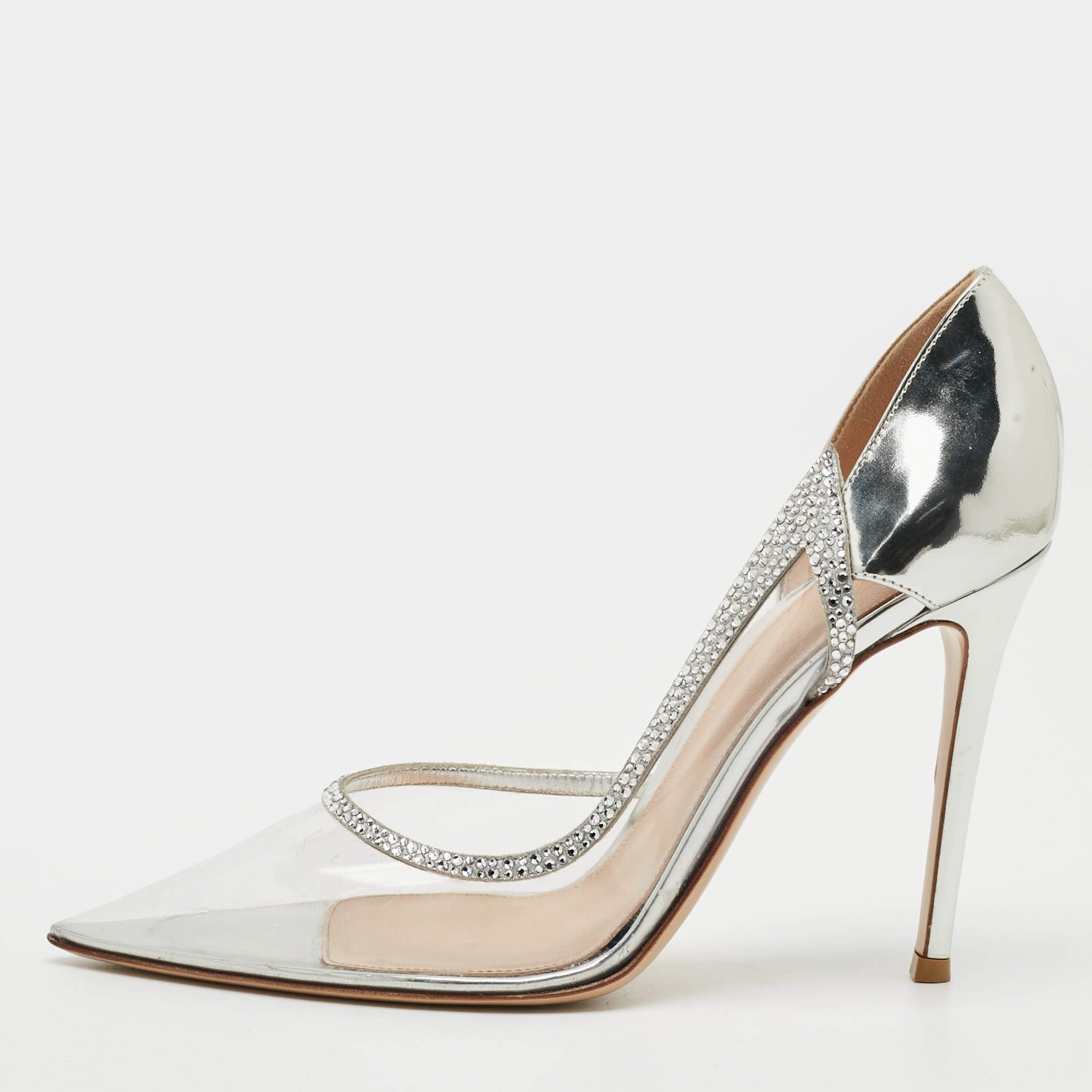 مملوكة مسبقًا Gianvito Rossi Leif Size 39 Silver Leather and PVC D'orsay Pumps