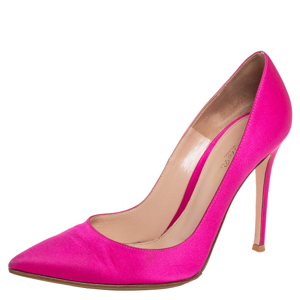 Pre Owned Gianvito Rossi Pink Satin Pointed Toe Pumps Size 39