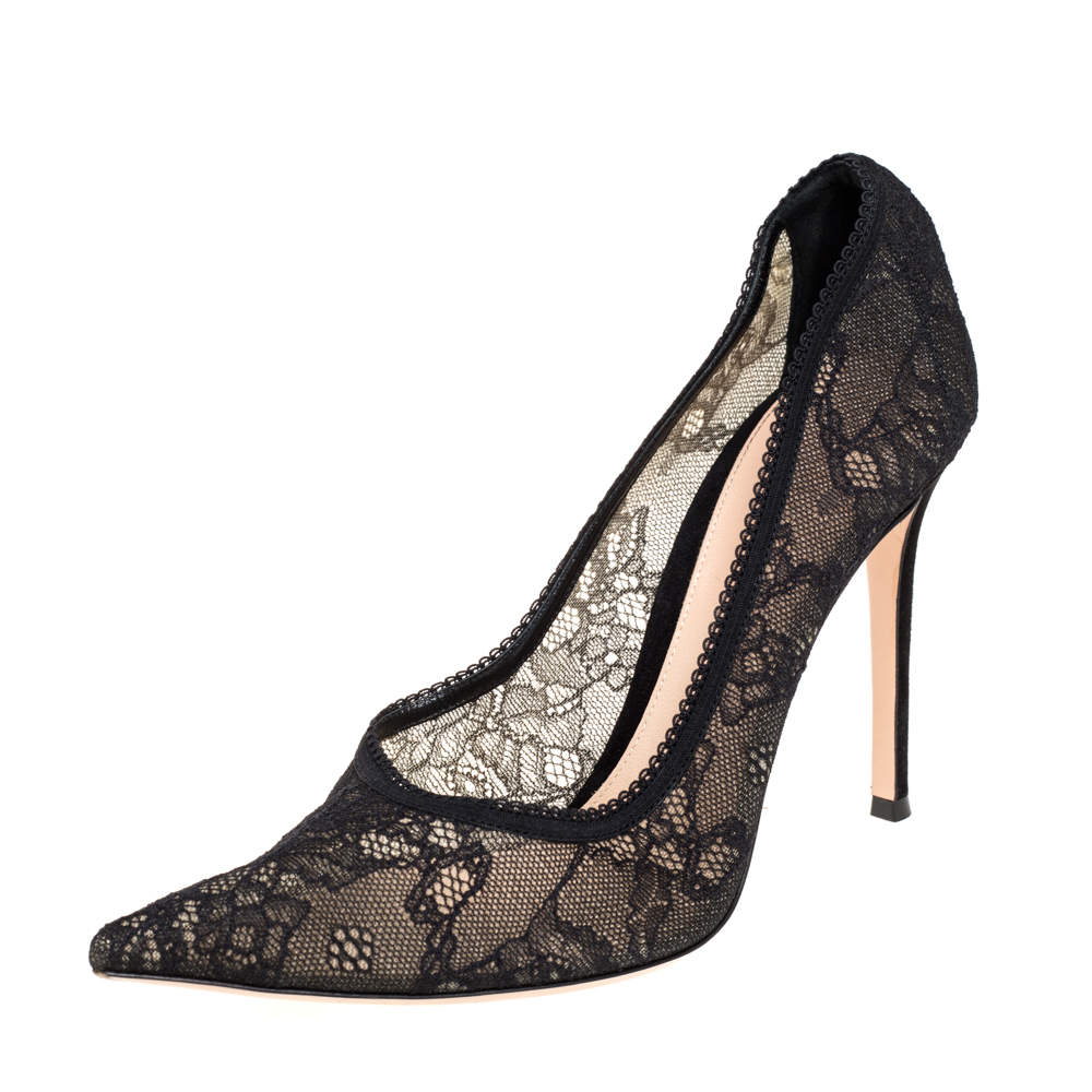Pre Owned Gianvito Rossi Black Lace And Net Pumps Size 41