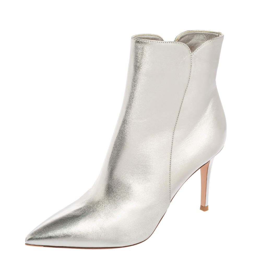 Pre Owned Gianvito Rossi Silver Leather Ankle Boots Size 39.5