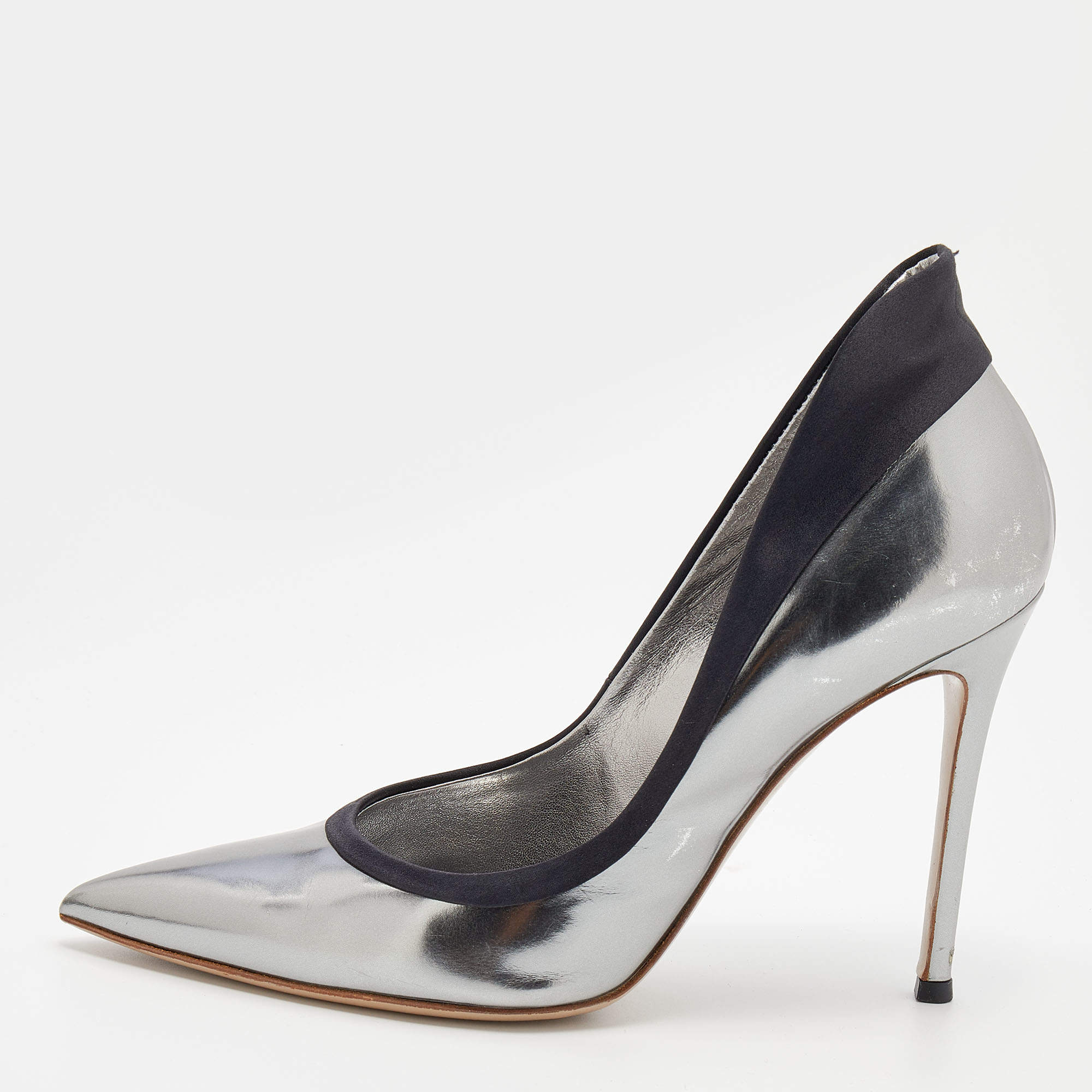 Pre Owned حذاء كعب عالي جيانفيتو روسي جلد لامع فضي ميتاليك مقدمة مدببة مقاس 39