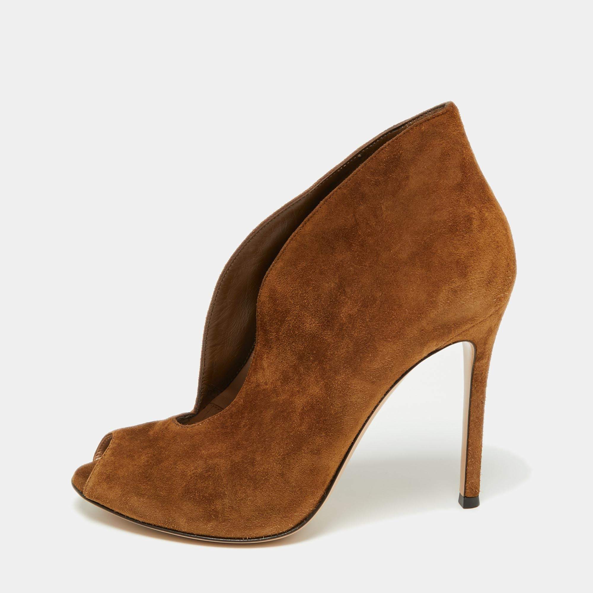 Pre Owned Gianvito Rossi Brown Suede Vamp Peep Toe Booties Size 38