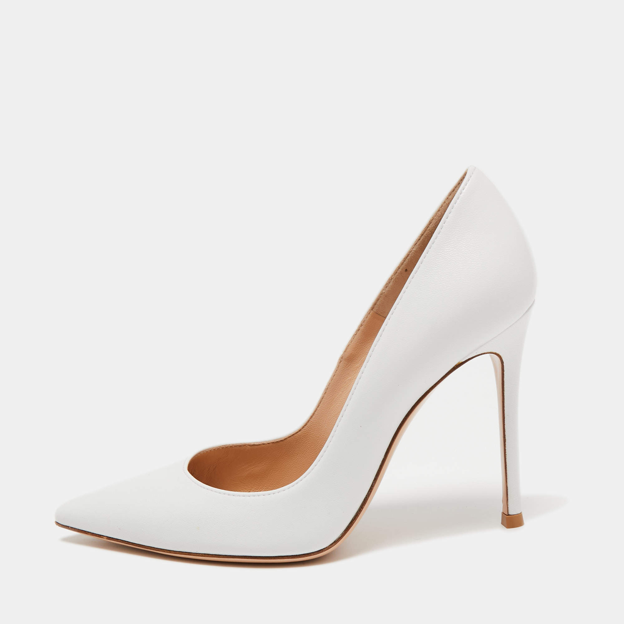 مملوكة مسبقًا Gianvito Rossi White Gianvito Leather Pumps Size 36 