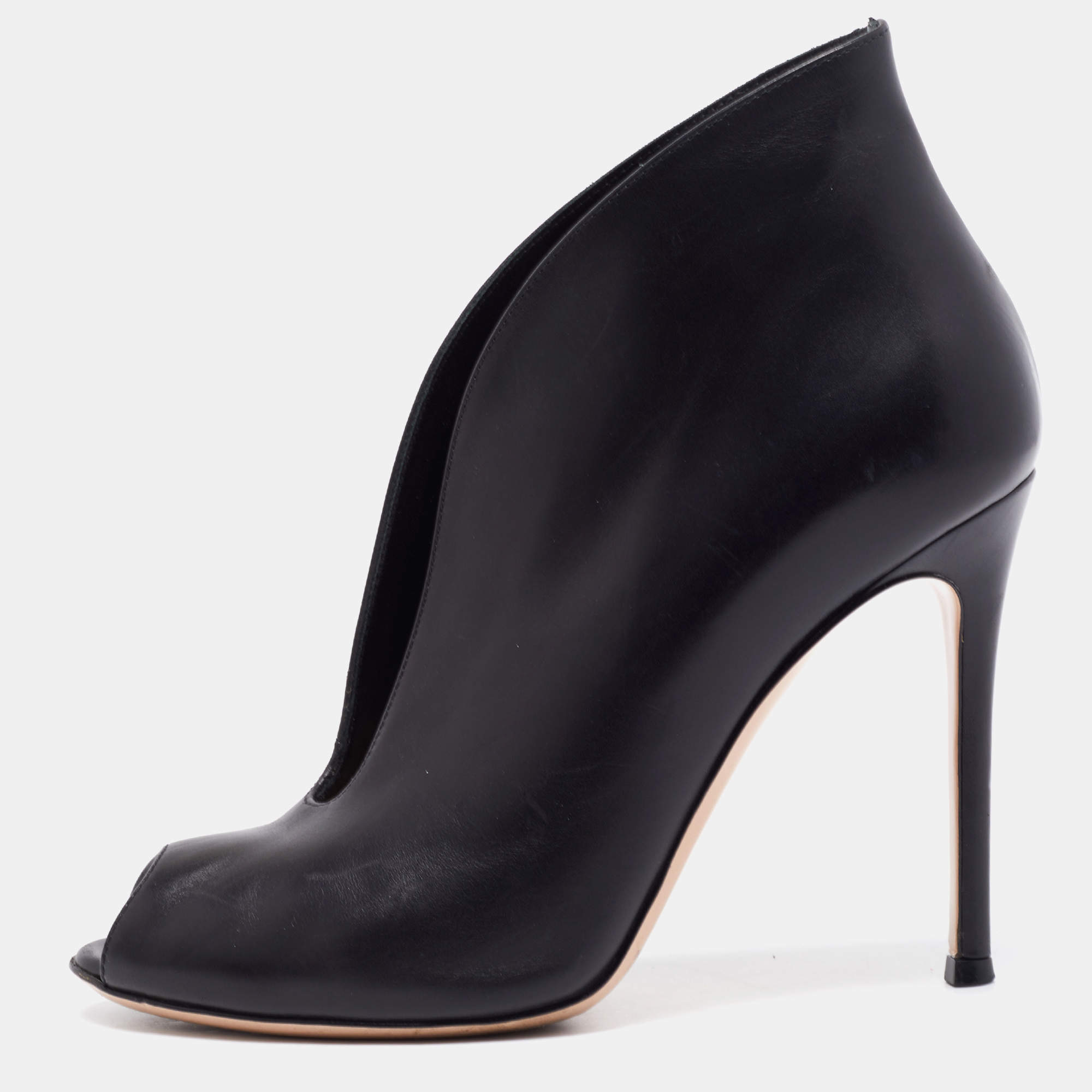 Pre Owned Gianvito Rossi Black Leather Peep Toe Vamp Ankle Booties Size 37