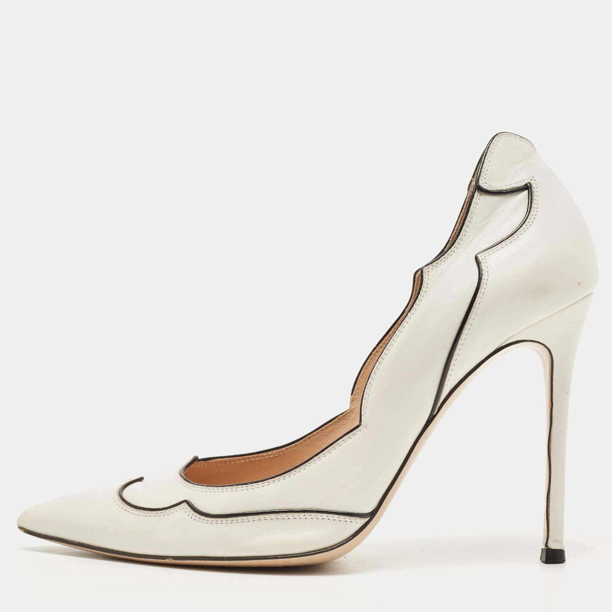 Pre Owned Gianvito Rossi White/Black Scalloped Leather Pointed Toe Pumps Size 40