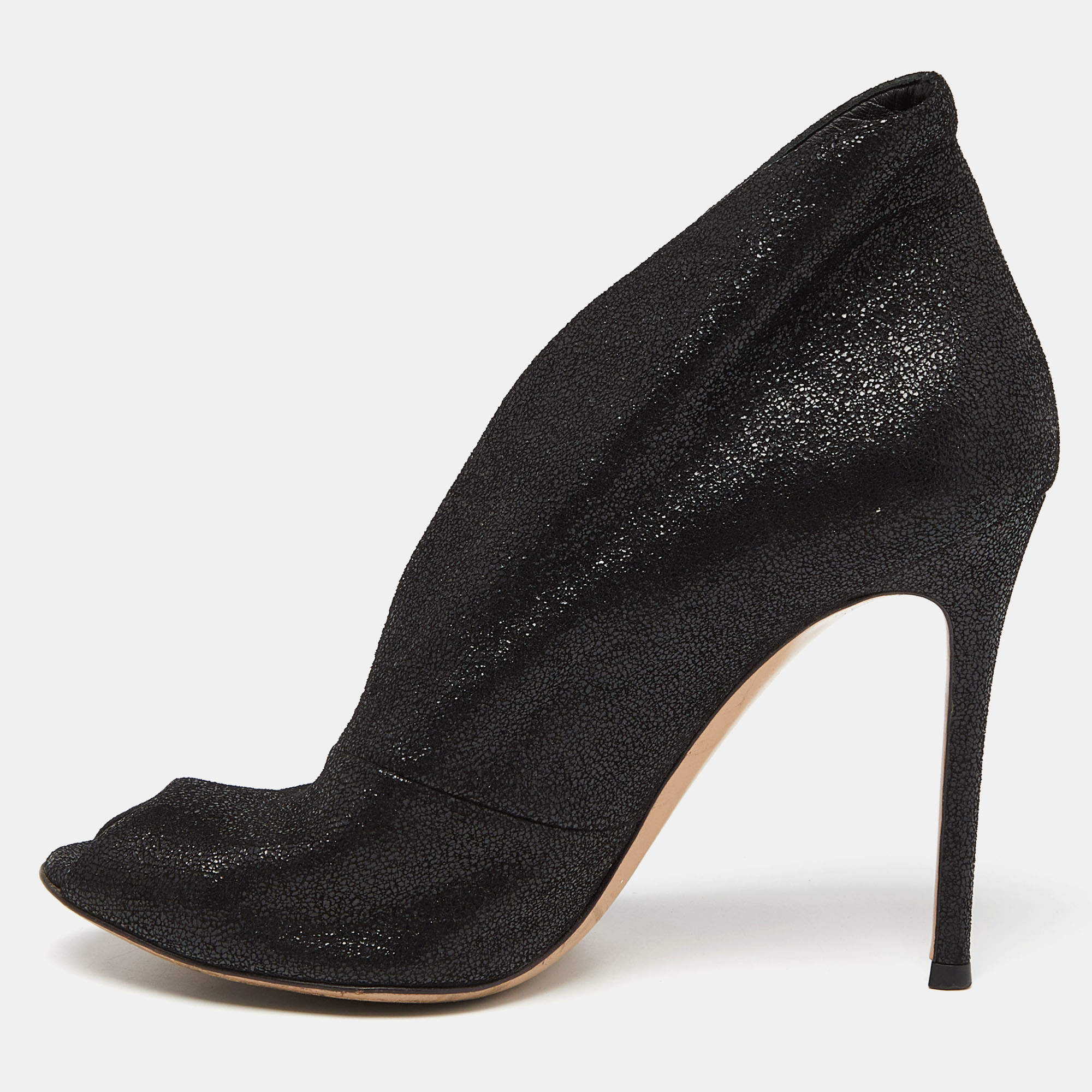 Pre Owned Gianvito Rossi Black Textured Suede Vamp Peep Toe Booties Size 39