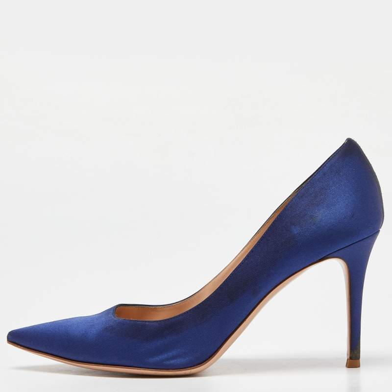 Pre Owned Gianvito Rossi Blue Satin Pointed Toe Pumps Size 42