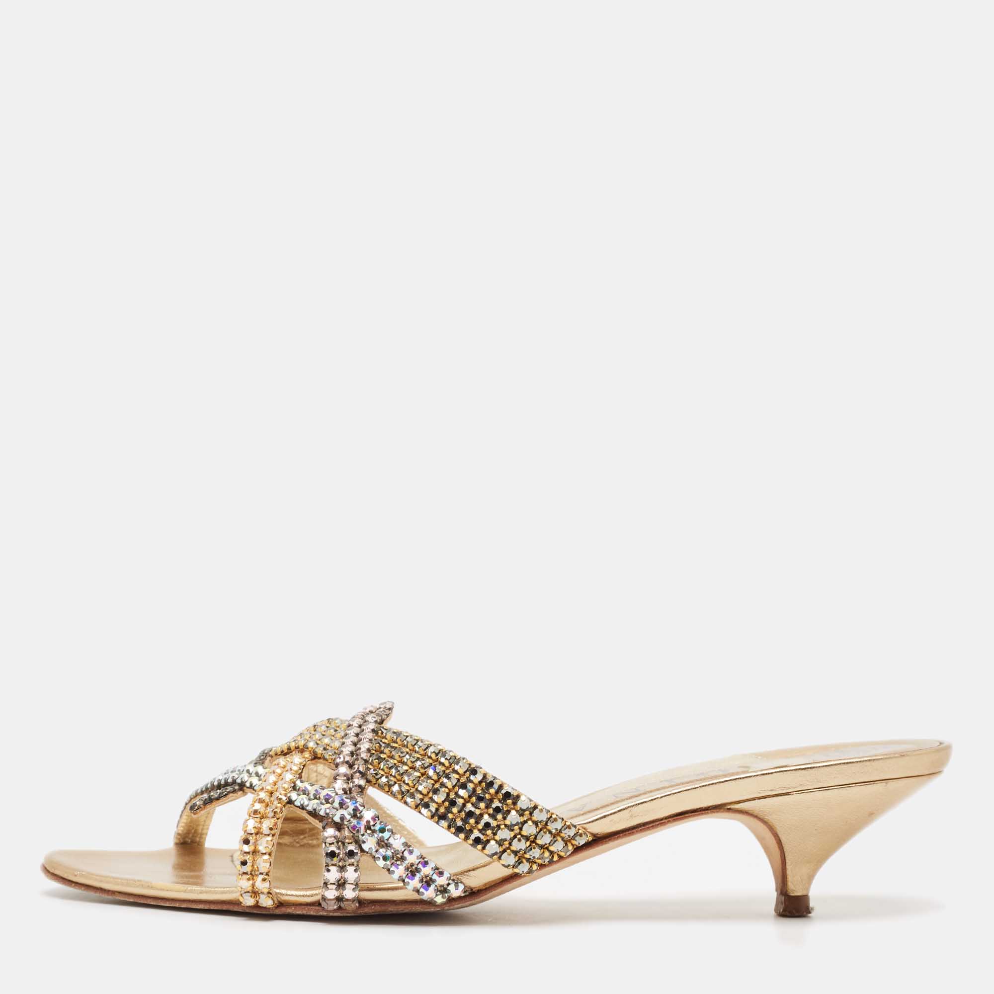 مملوكة مسبقًا Gina Gold Leather Crystal Embellished Slide Sandals Size 39.5