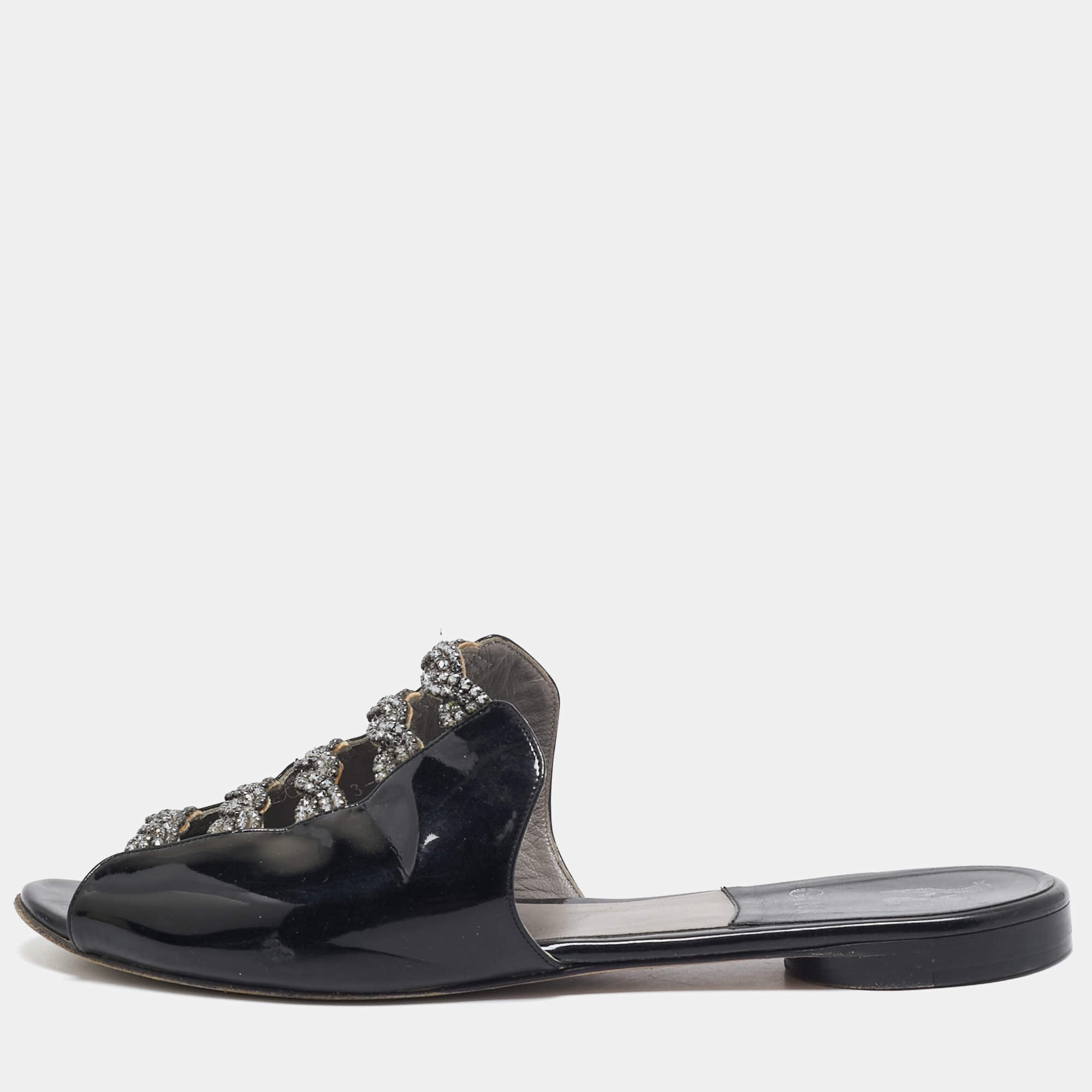 Pre Owned حذاء فلات جينا جلد أسود لامع مزخرف مقاس 38