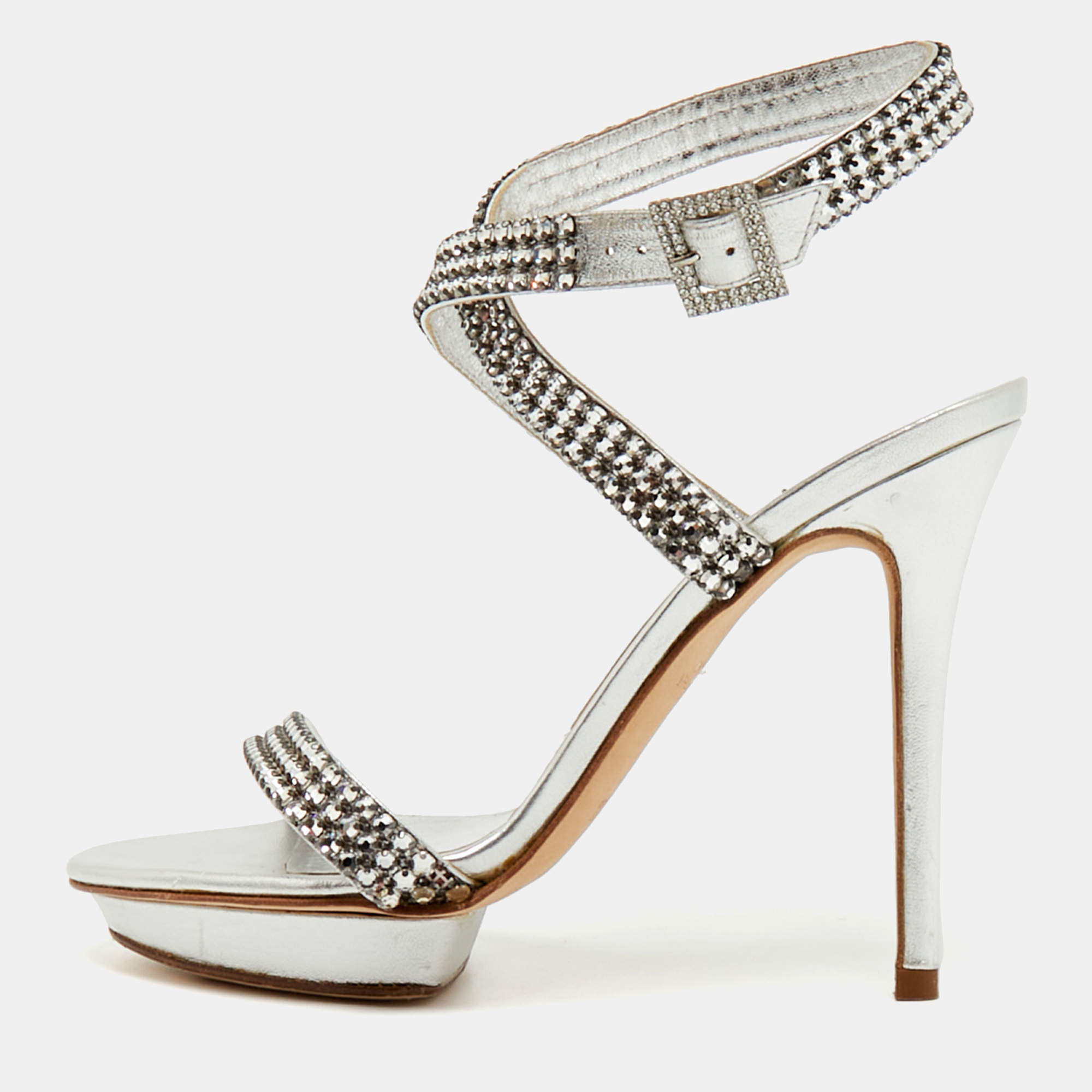 مملوكة مسبقًا صندل جينا جلد فضي مزين بالكريستال بسوار كاحل مقاس 37