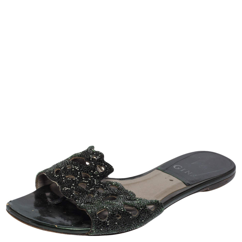 Pre Owned صندل سلايد فلات جينا مزخرف كريستال جلد أخضر فضي مقاس 38