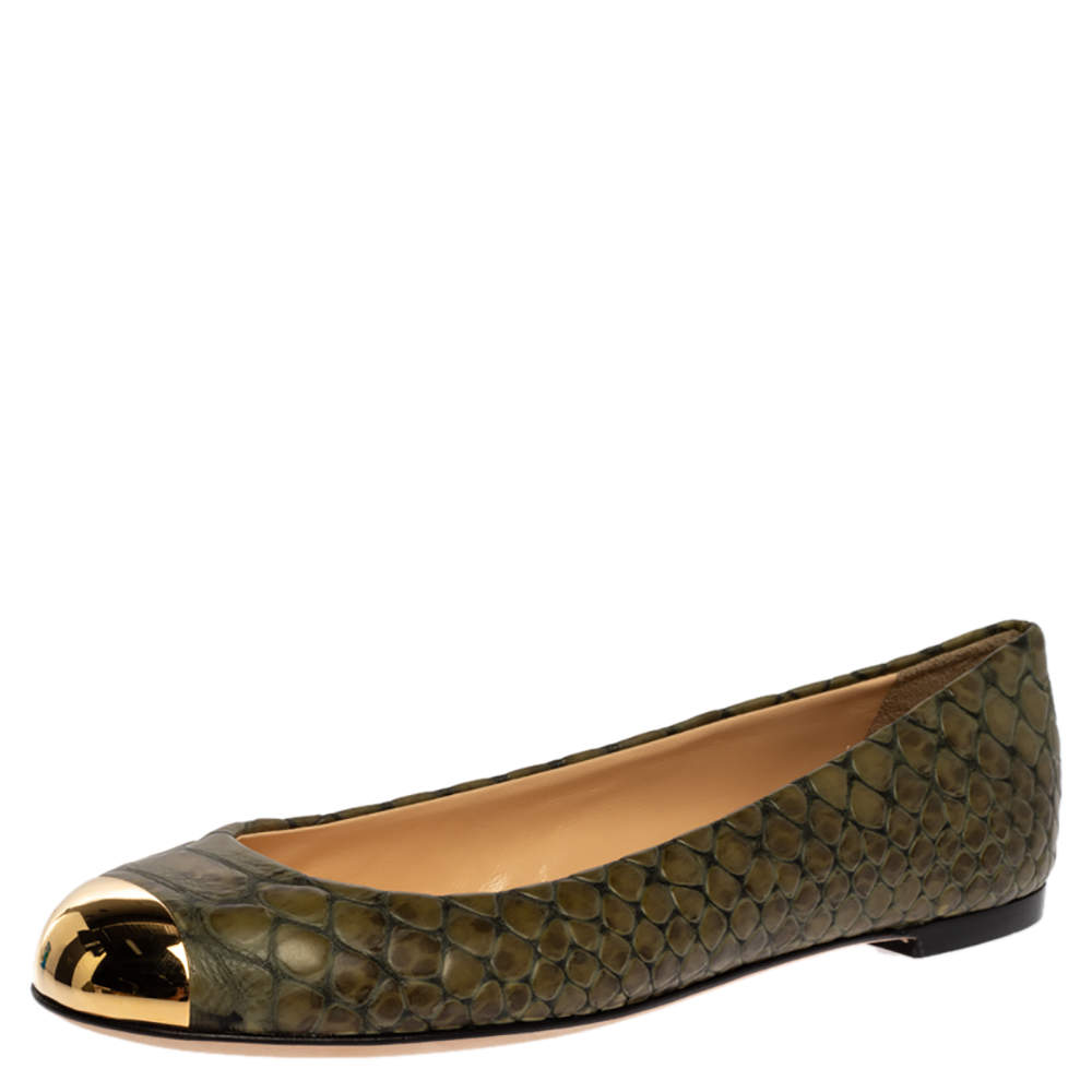 حذاء باليرينا فلات جيوسيبي زانوتي جلد نقشة الثعبان أخضر منقوش بغطاء معدني مقاس 39