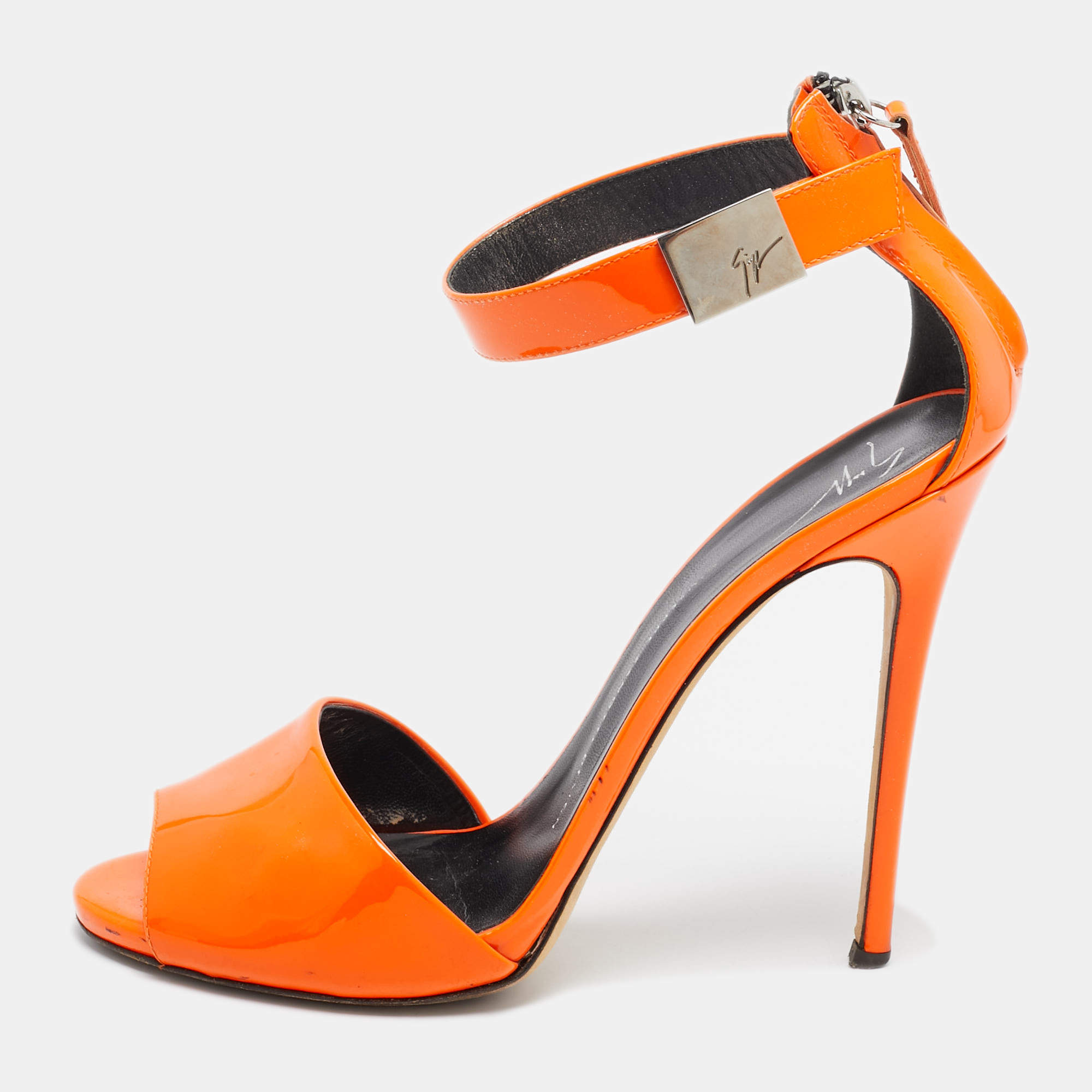 Pre Owned Giuseppe Zanotti Orange Patent Leather Ankle Strap Sandals Size 39