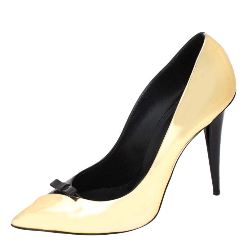 Guiseppe Zannotti Black/Gold Patent Leather Bow Pointed Toe Pumps Size 40
