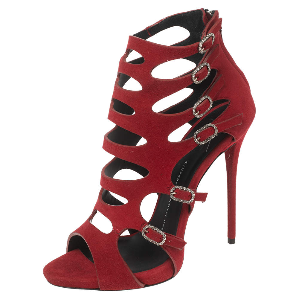 Pre Owned حذاء بوت للكاحل جوسيبي زانوتي سويدي أحمر بإبازيم متعددة مقاس 37