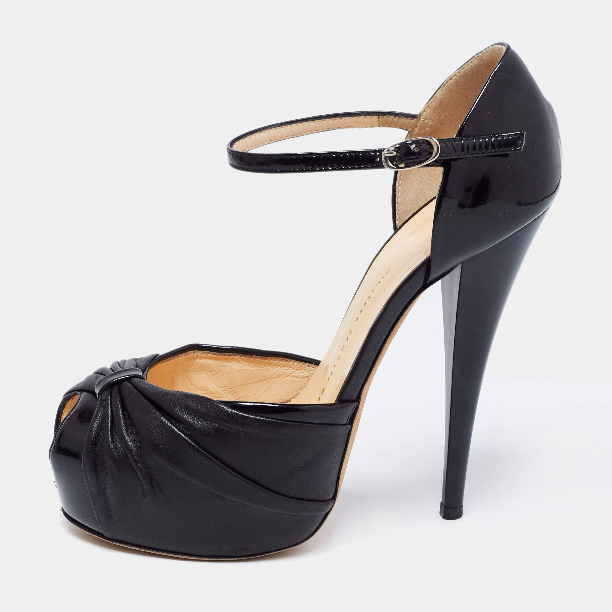 مملوكة مسبقًا Giuseppe Zanotti Black Patent And Leather Platform Ankle Strap Pumps Size 37.5