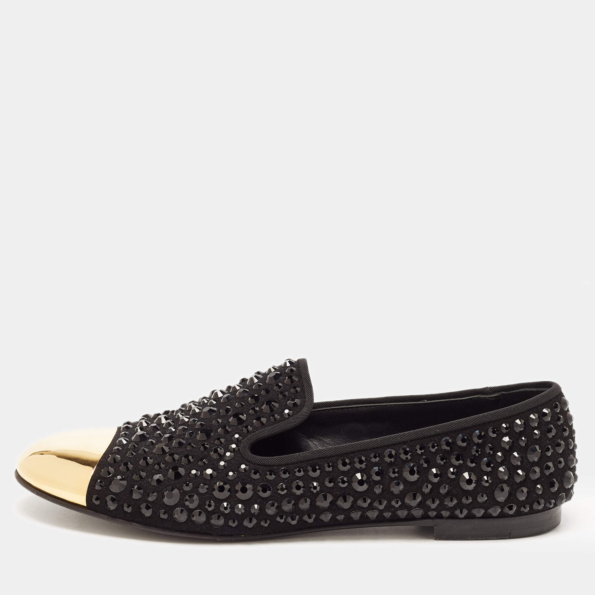 مملوكة مسبقًا Giuseppe Zanotti Black/Gold Suede Cap Toe Crystals Embellished Smoking Slippers Size 39