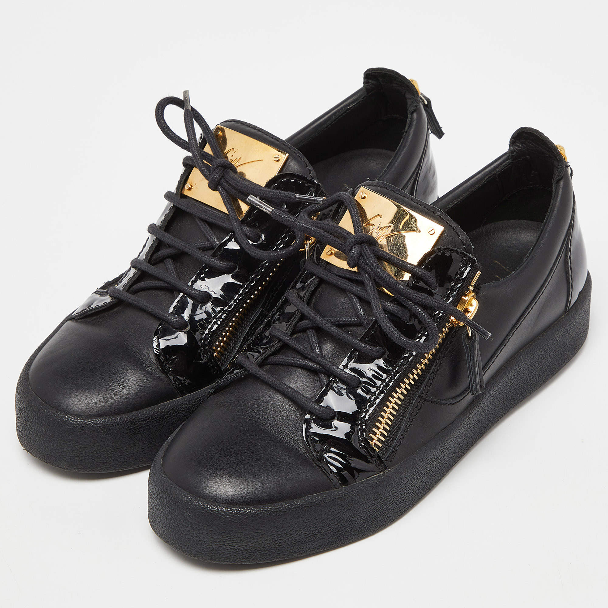 luxury-women-giuseppe-zanotti-