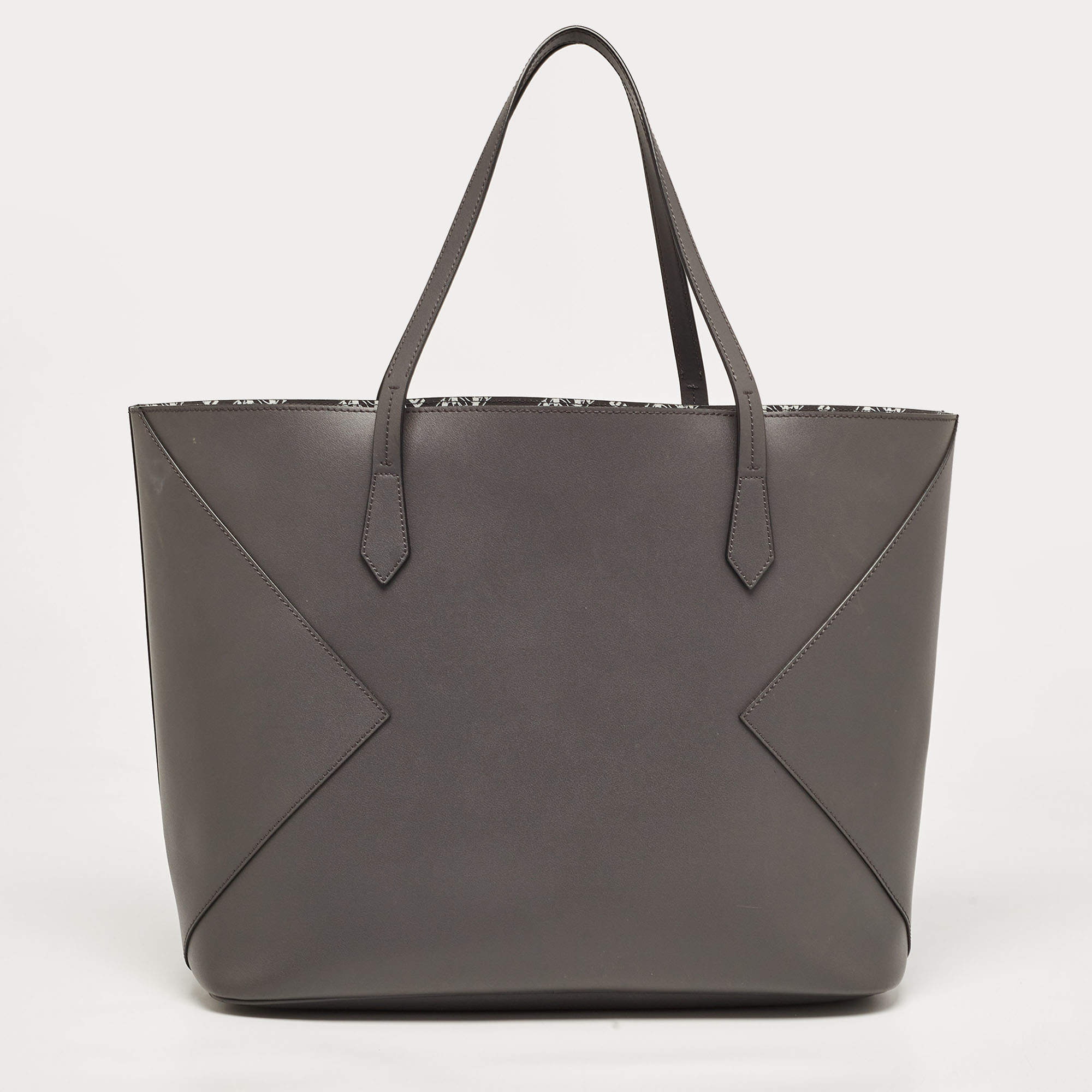 Pre Owned Givenchy Grey/White Leather Wing Shopping Tote