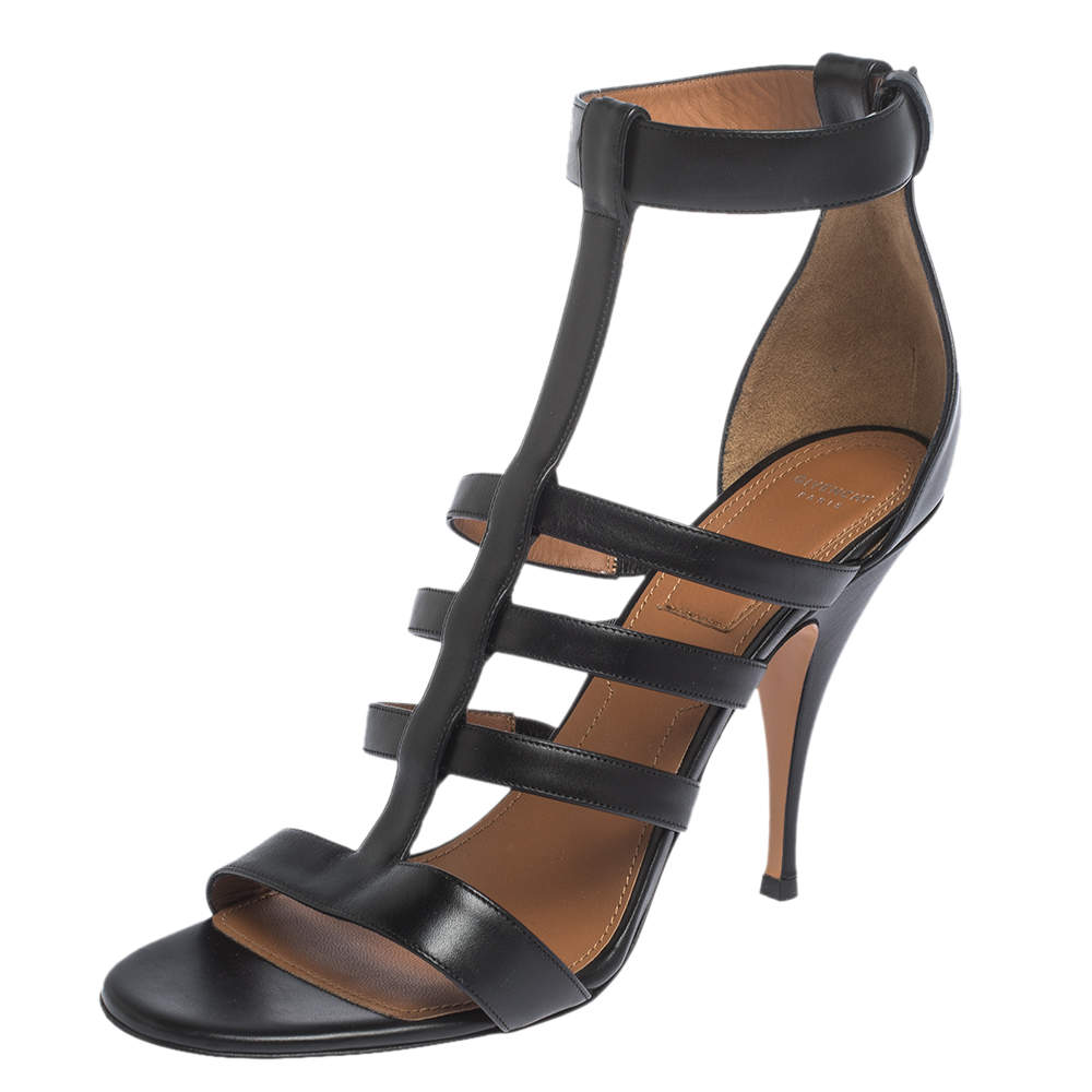 Pre Owned صندل جيفنشي كالي جلد أسود بسيور مقاس 41