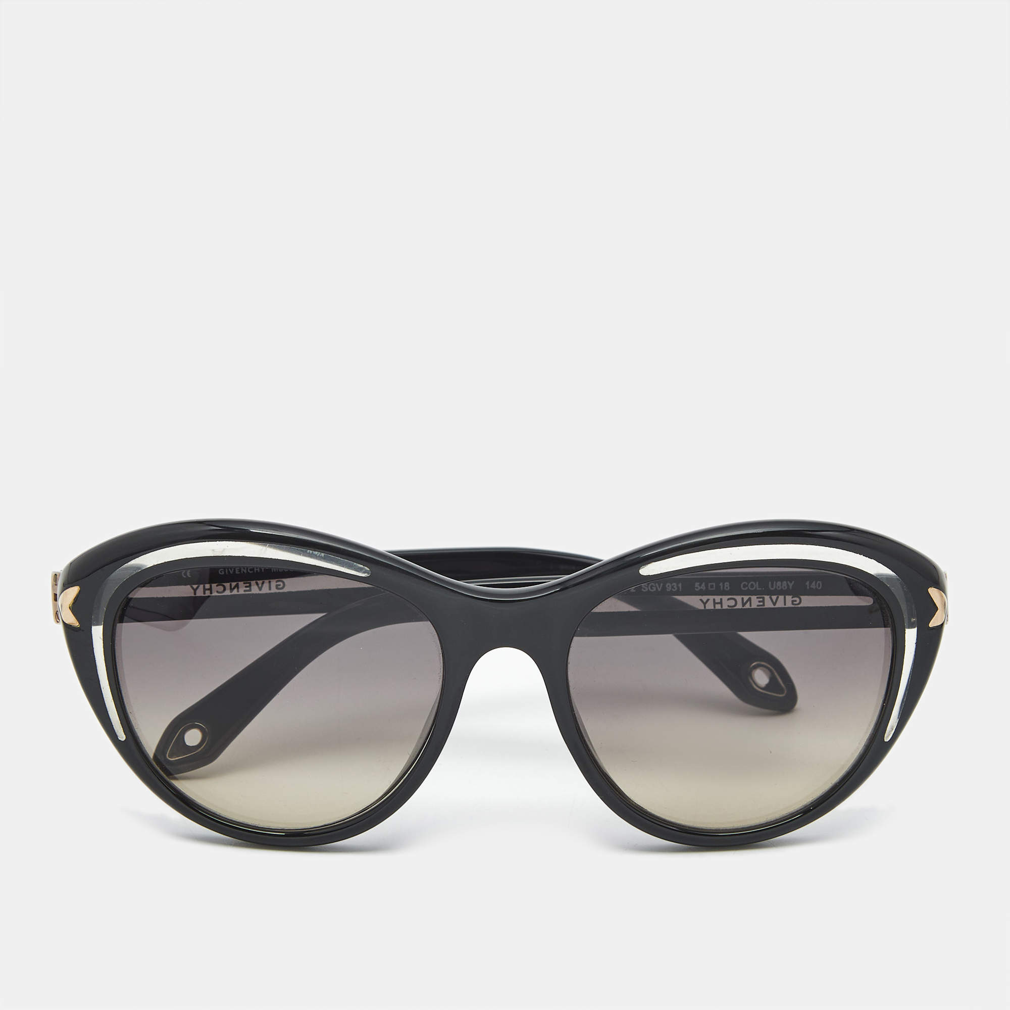 Pre Owned Givenchy Black Gradient SGV 931 Cat Eye Sunglasses