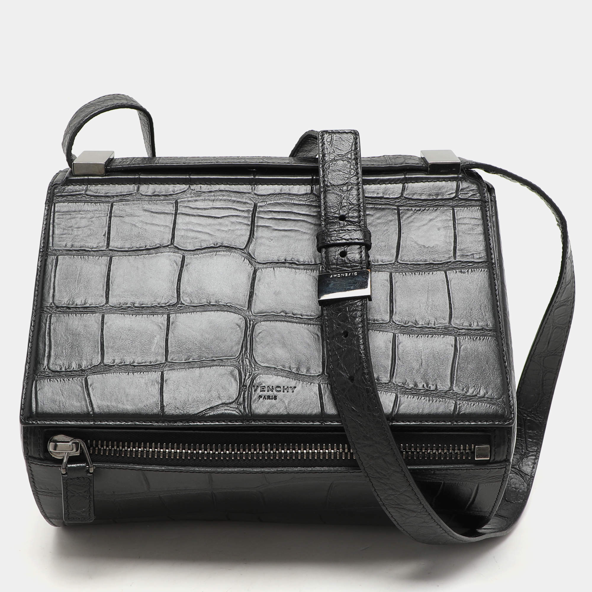 مملوكة مسبقًا Givenchy Black Croc Embossed Leather Pandora Shoulder Bag