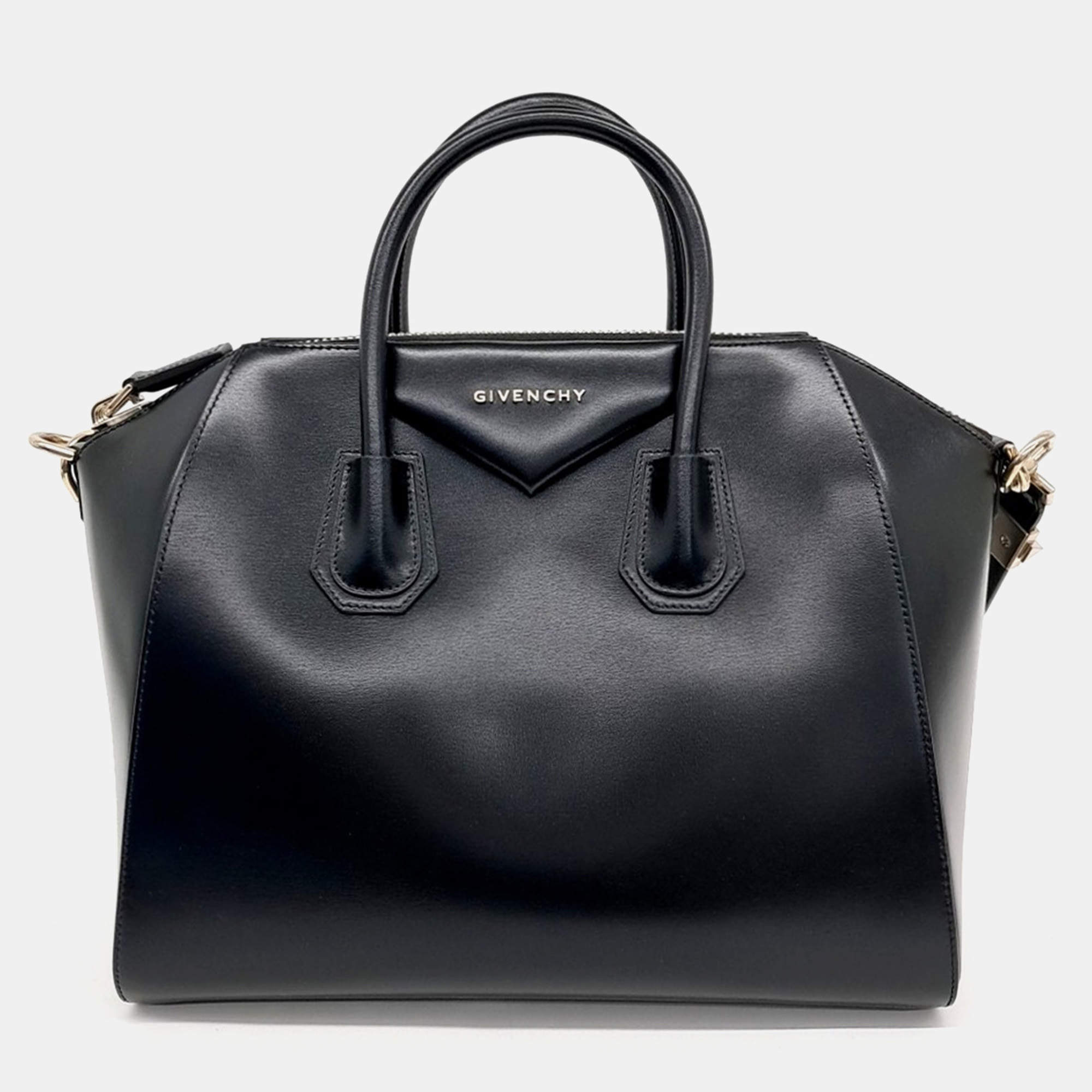 Pre Owned Givenchy Black Leather Antigona Medium