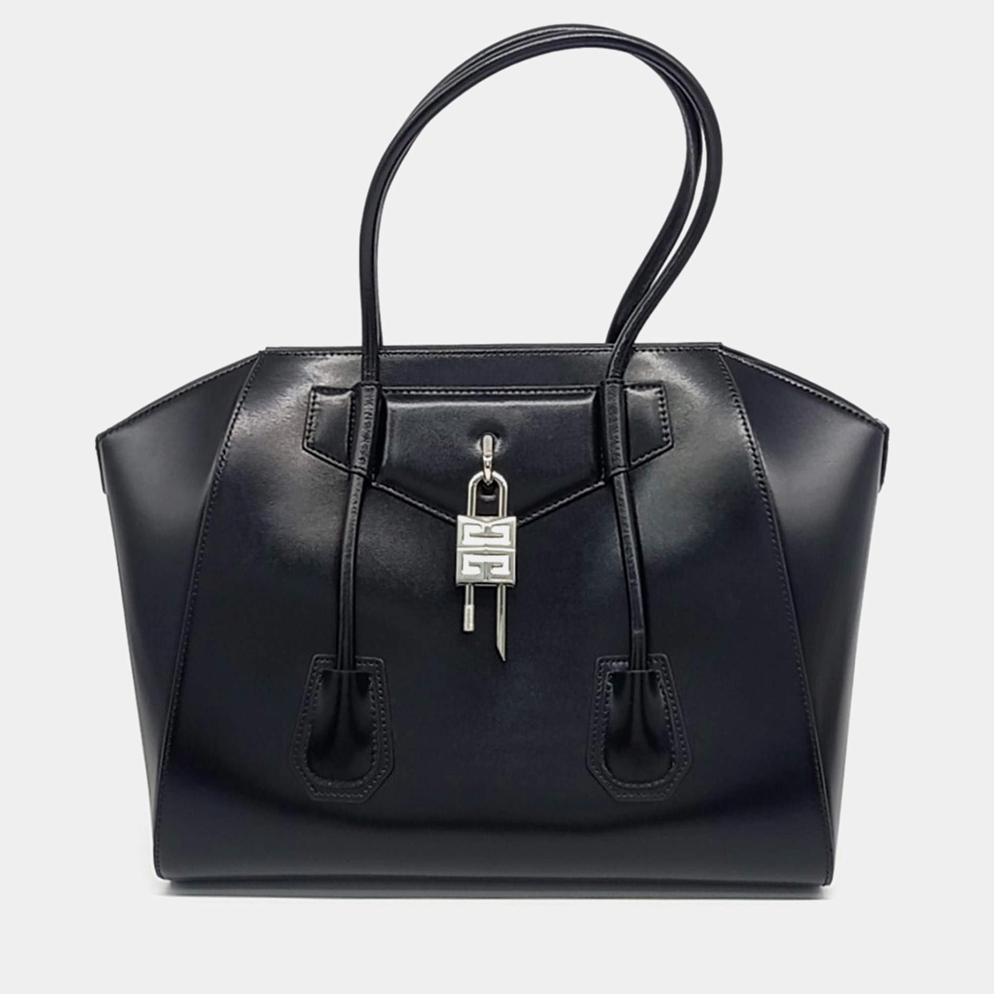 Pre Owned Givenchy Black Leather Antigona Lock Shoulder Bag
