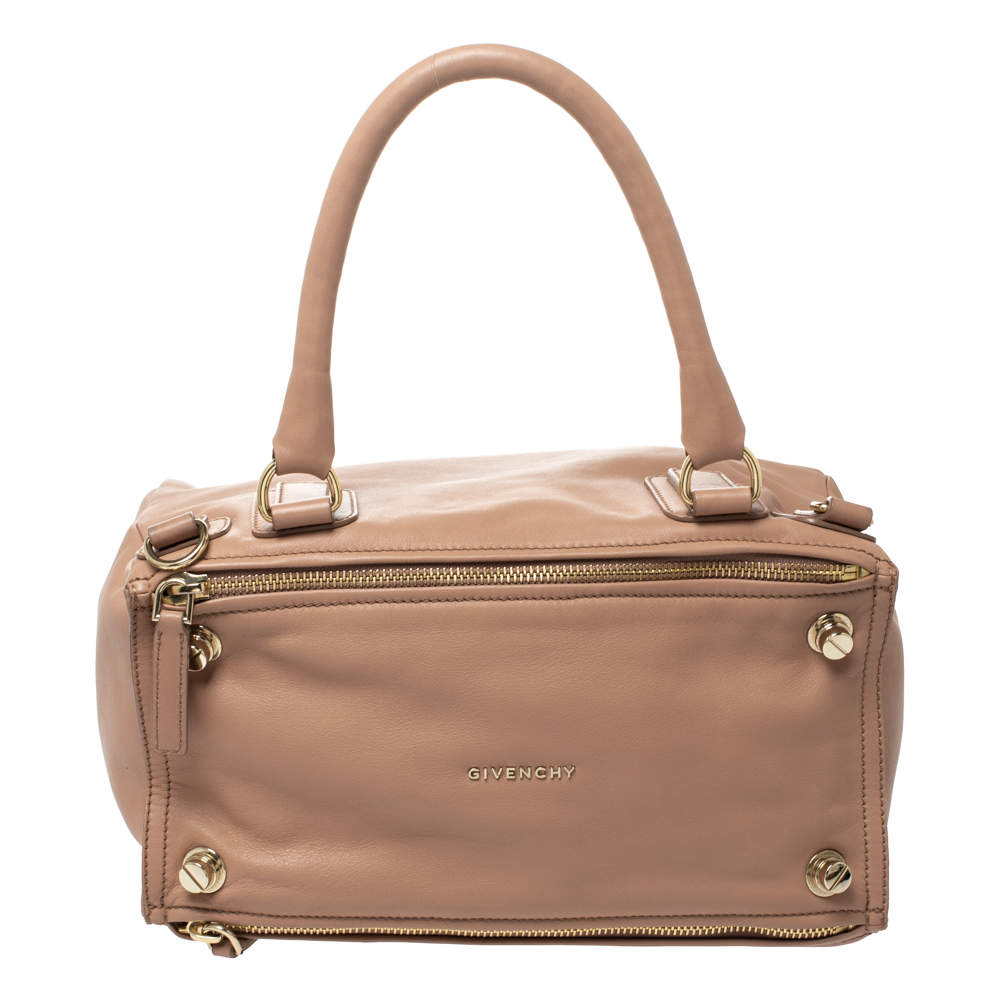 مملوكة مسبقًا حقيبة كروس جيفنشي باندورا كبيرة جلد سوداء