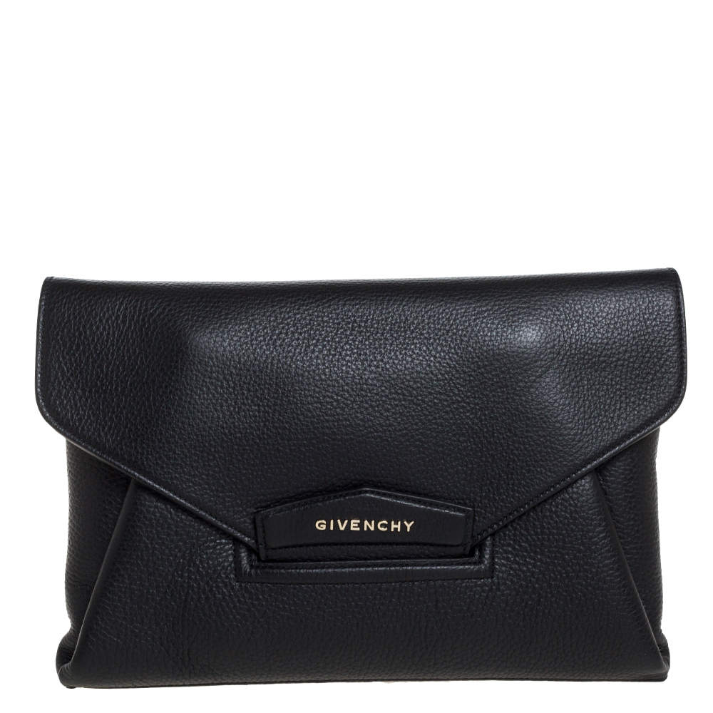 مملوكة مسبقًا Givenchy Nero Leather Antigona Envelope Clutch