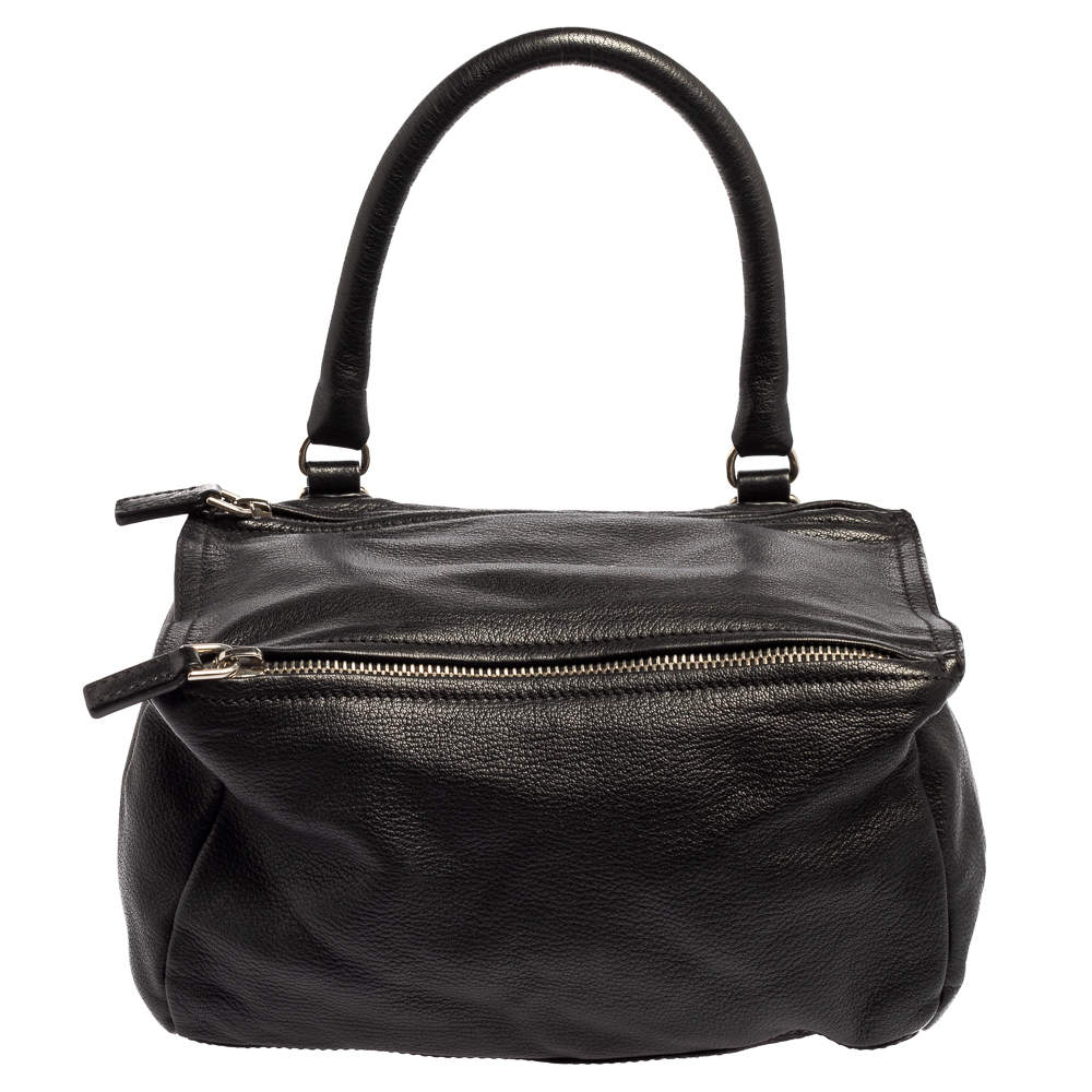 مملوكة مسبقًا Givenchy Black Leather Small Pandora Shoulder Bag