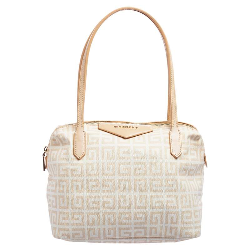 Pre Owned حقيبة كتف غيفنشي منوغرامي بيج وأبيض