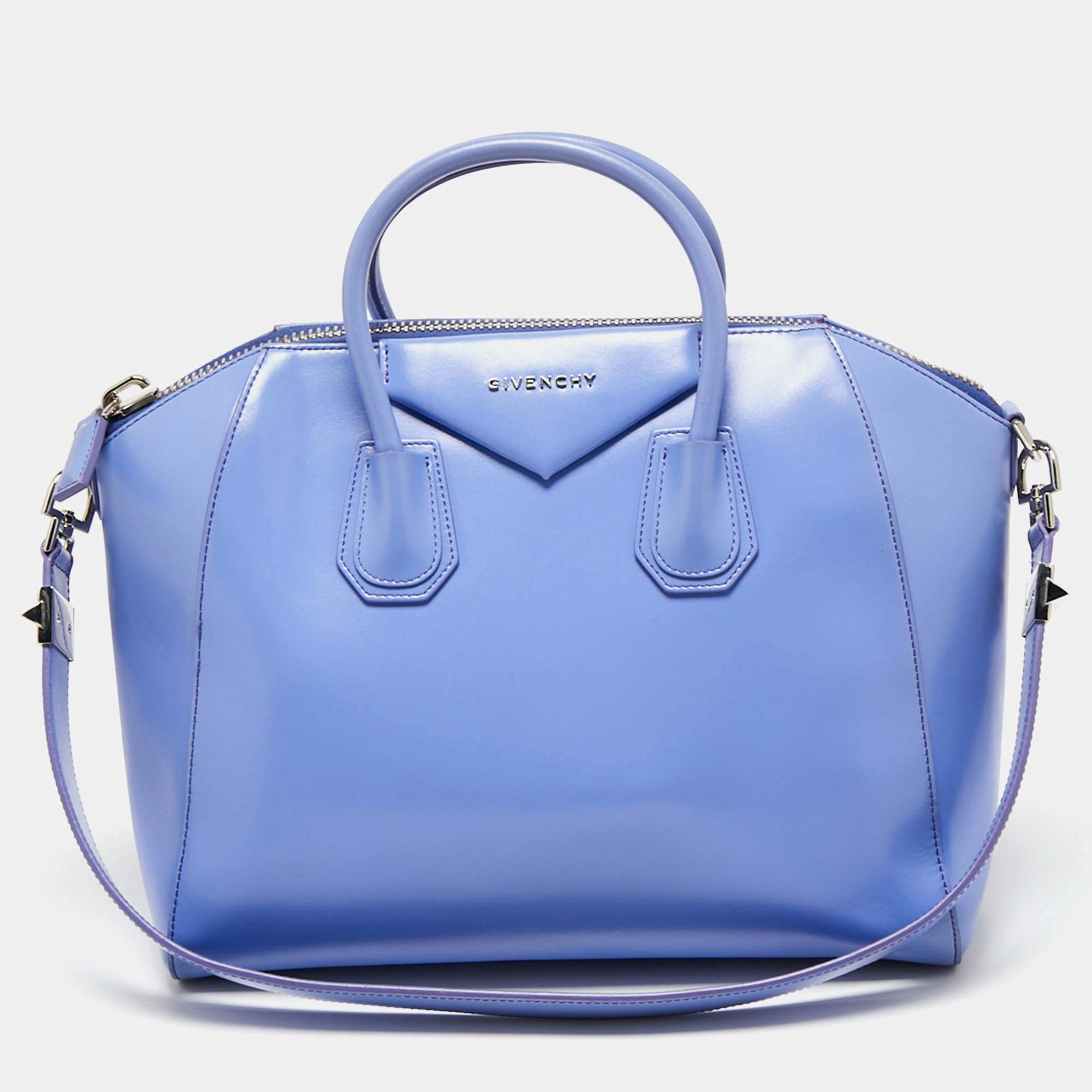 Pre Owned Givenchy Blue Leather Medium Antigona Satchel