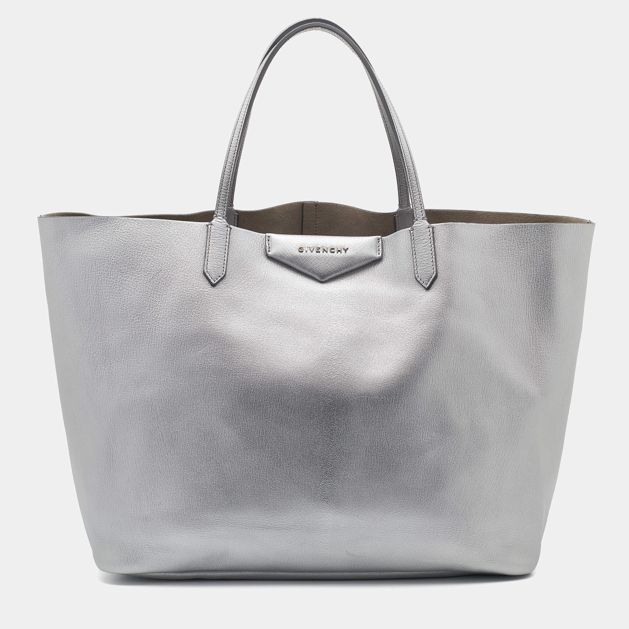 Pre Owned Givenchy Metallic Silver Leather Large Antigona Shopper Tote