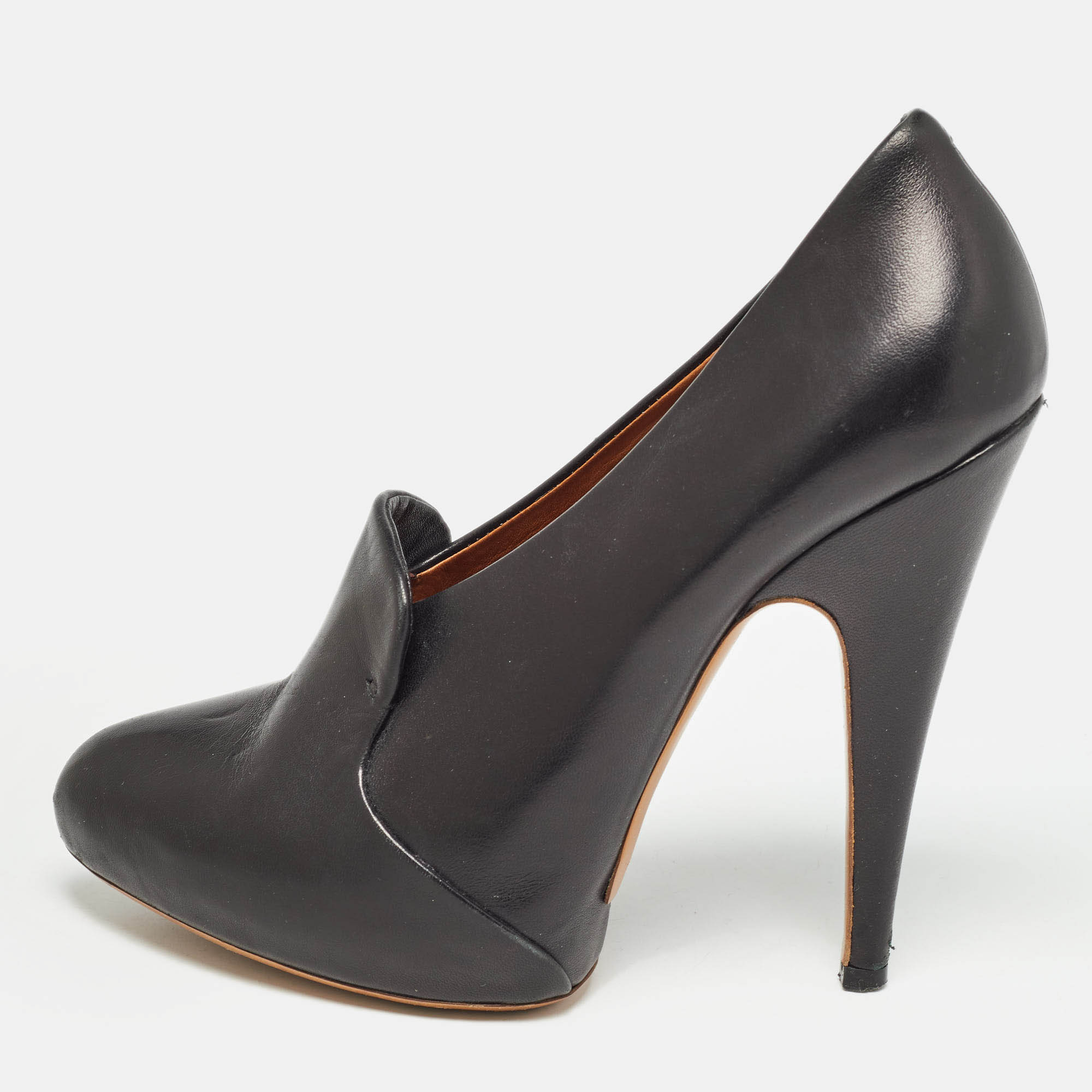 Pre Owned Givenchy Black Leather Pumps Size 37